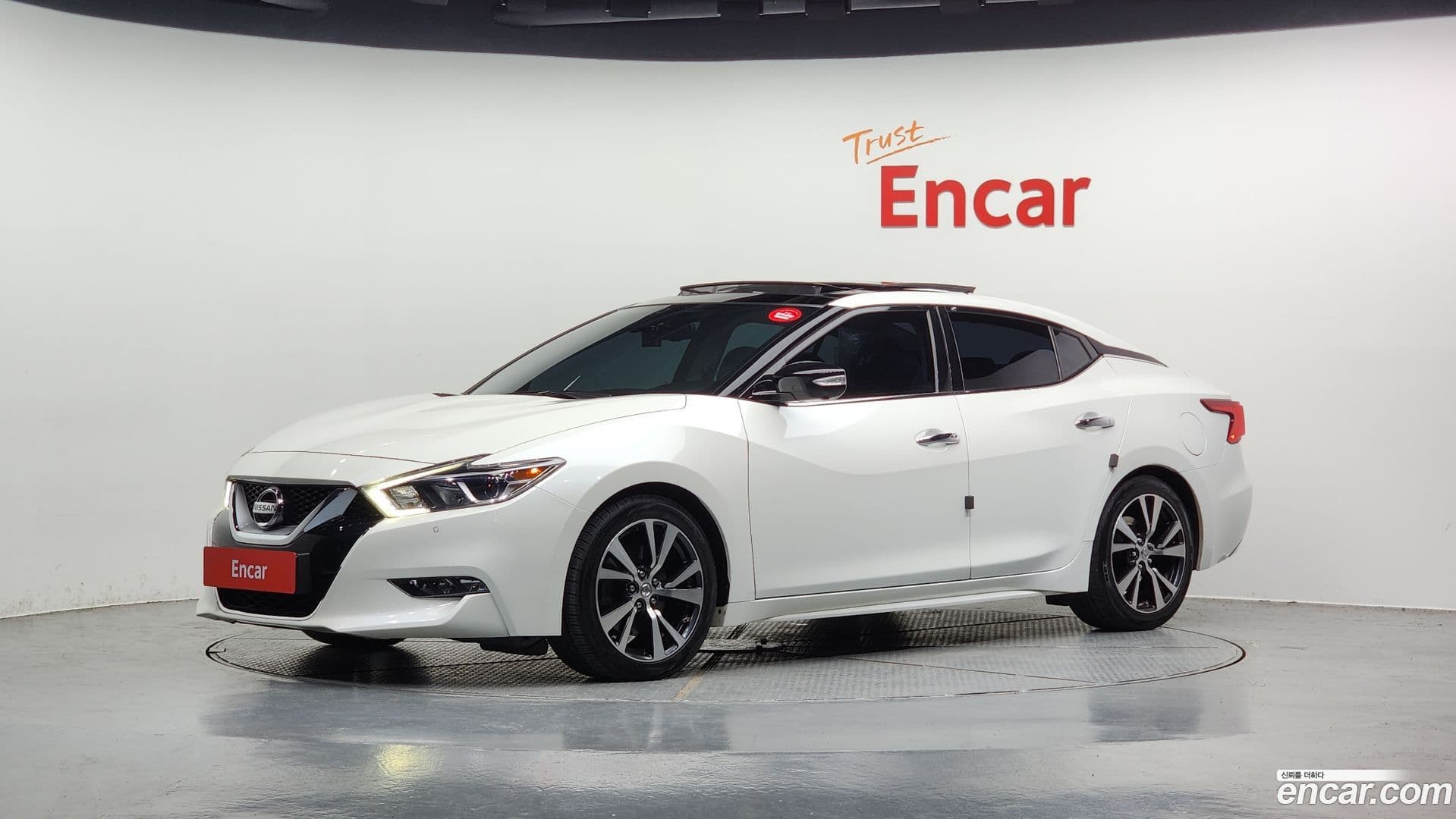 Main__Slider__Photo:Maxima Nissan 2017.5-0