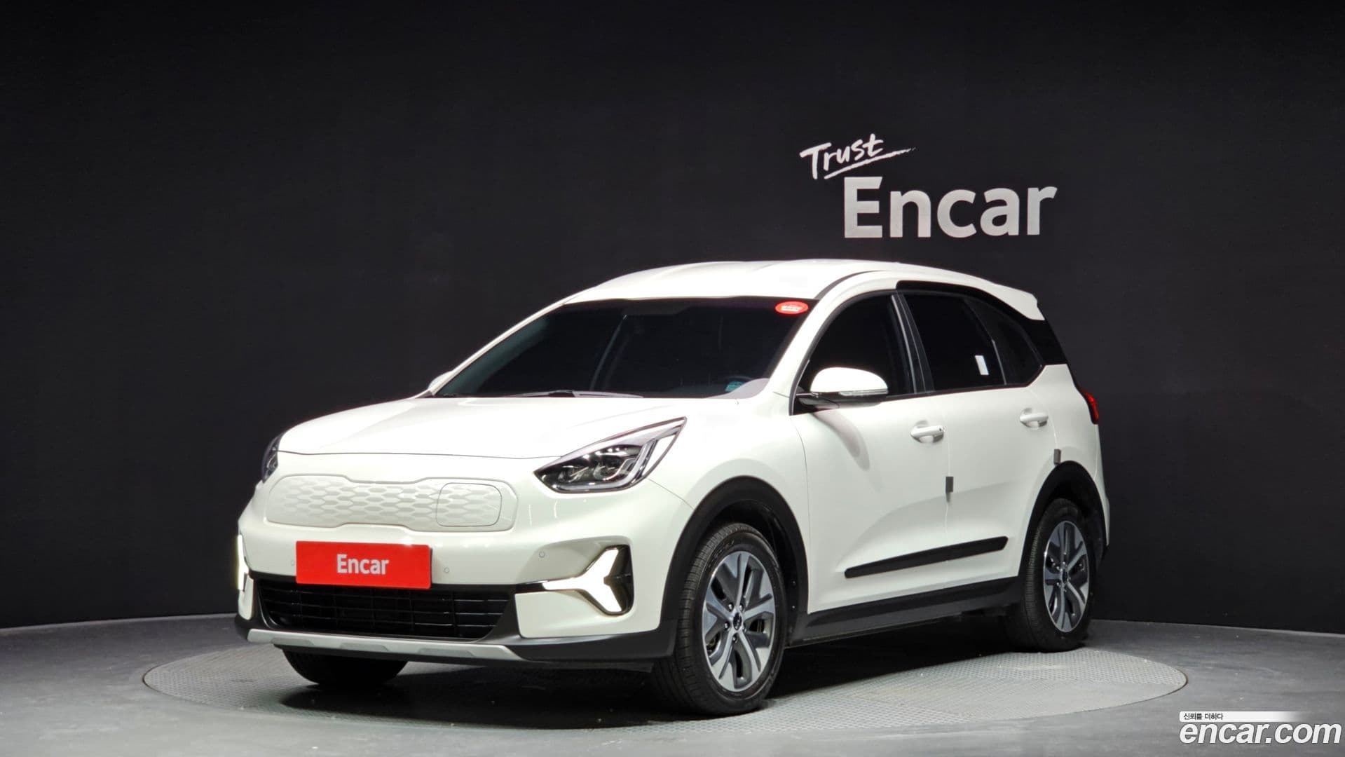 Main__Slider__Photo:Niro Kia 2022.7-0