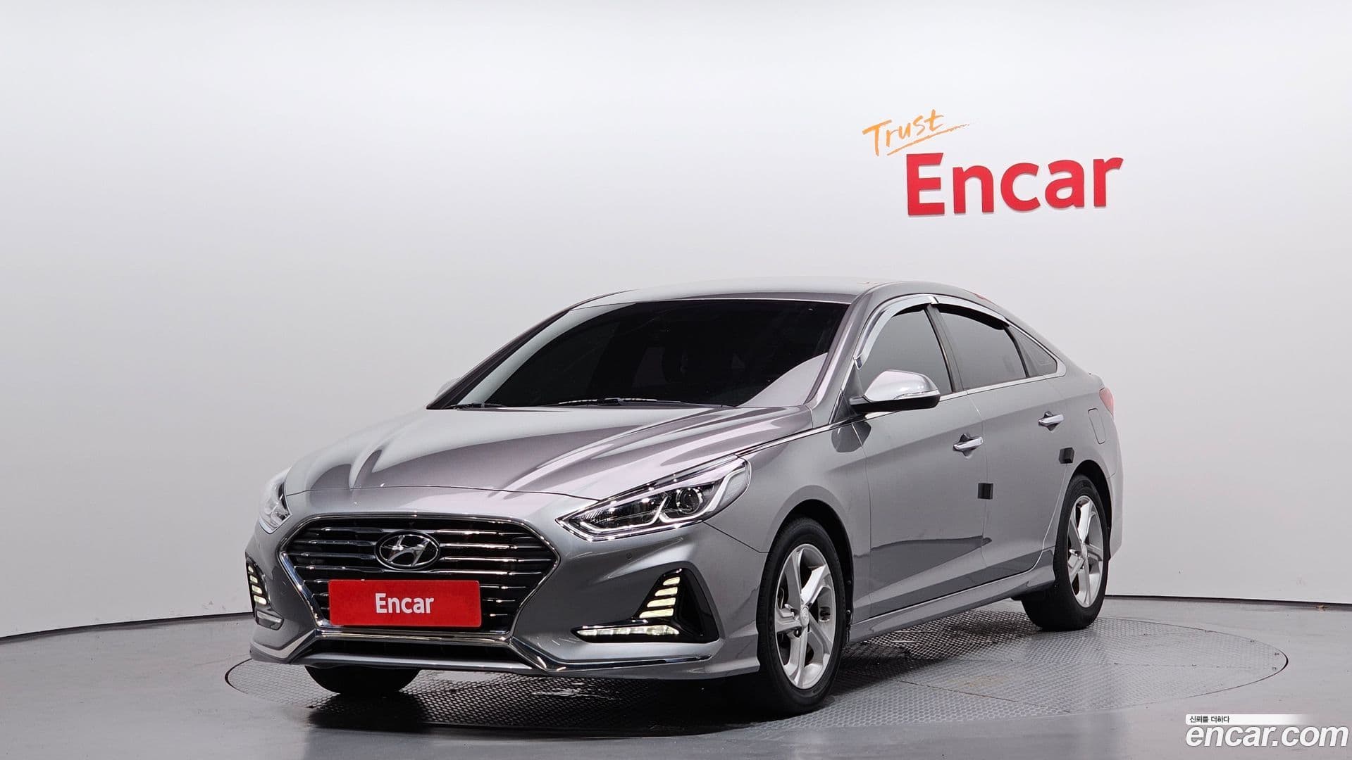 Main__Slider__Photo:Sonata Hyundai 2017.4-0