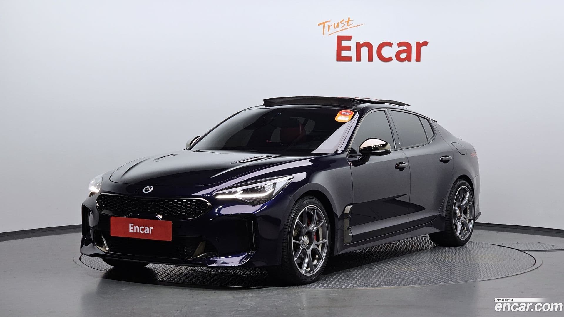Main__Slider__Photo:Stinger Kia 2017.5-0