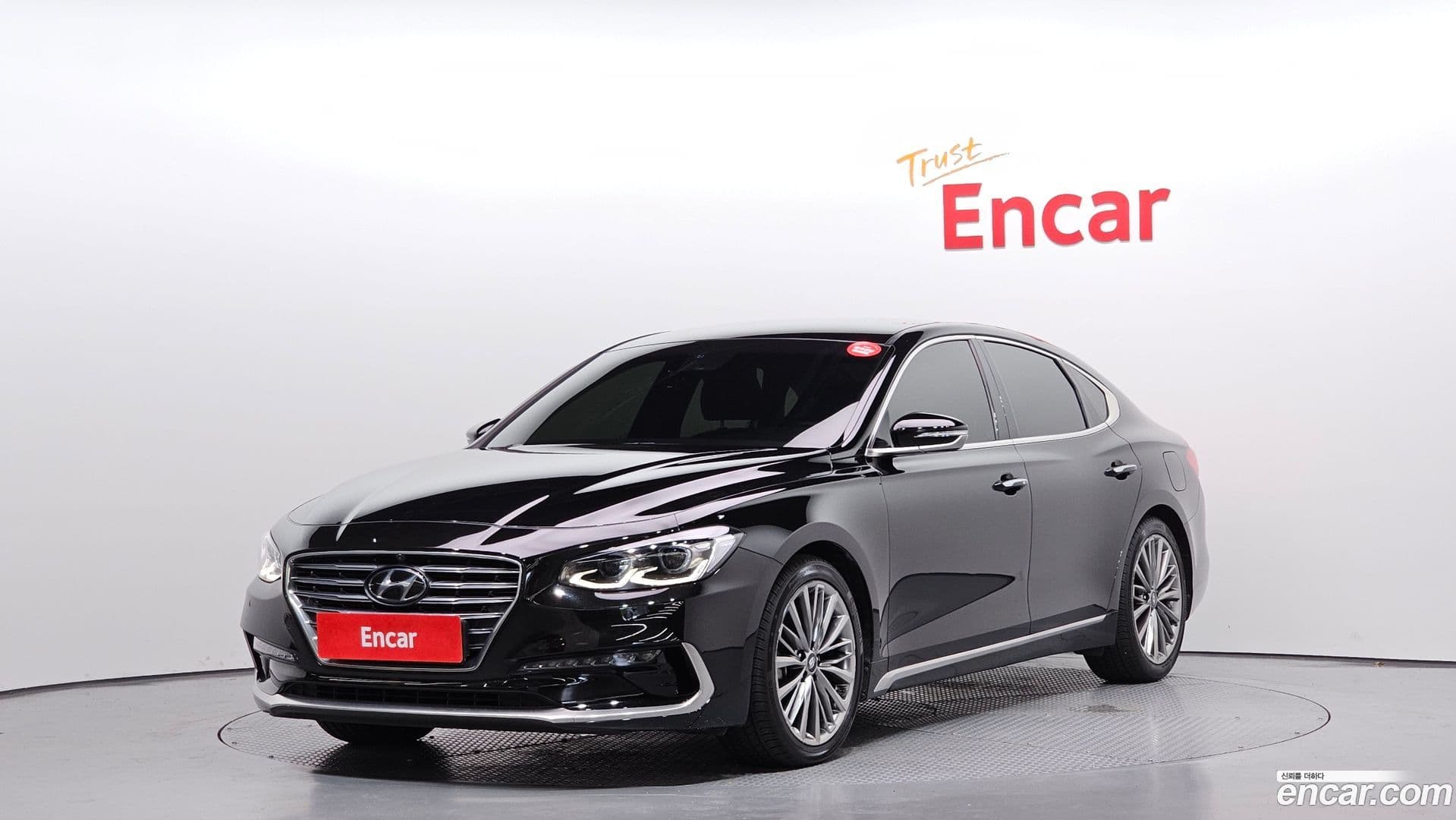 Main__Slider__Photo:Grandeur Hyundai 2019.0-0
