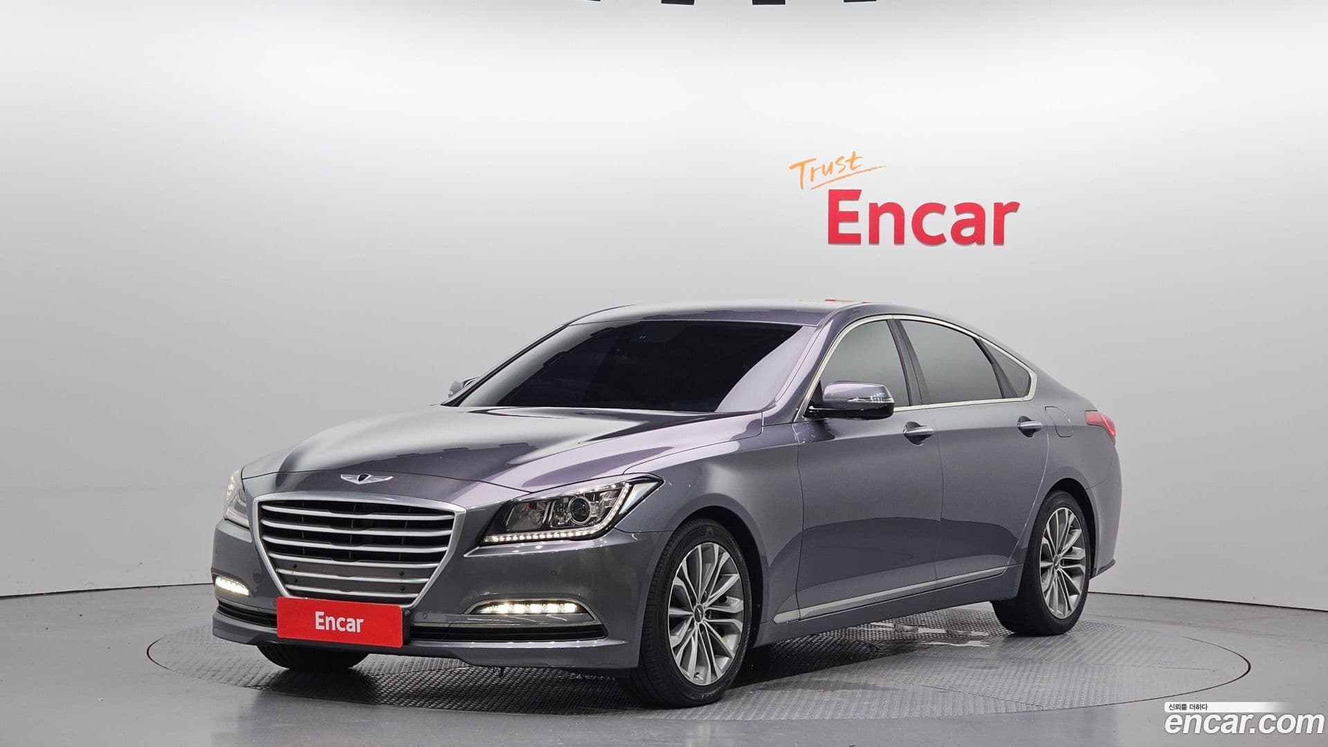 Main__Slider__Photo:Genesis Hyundai 2014.5-0