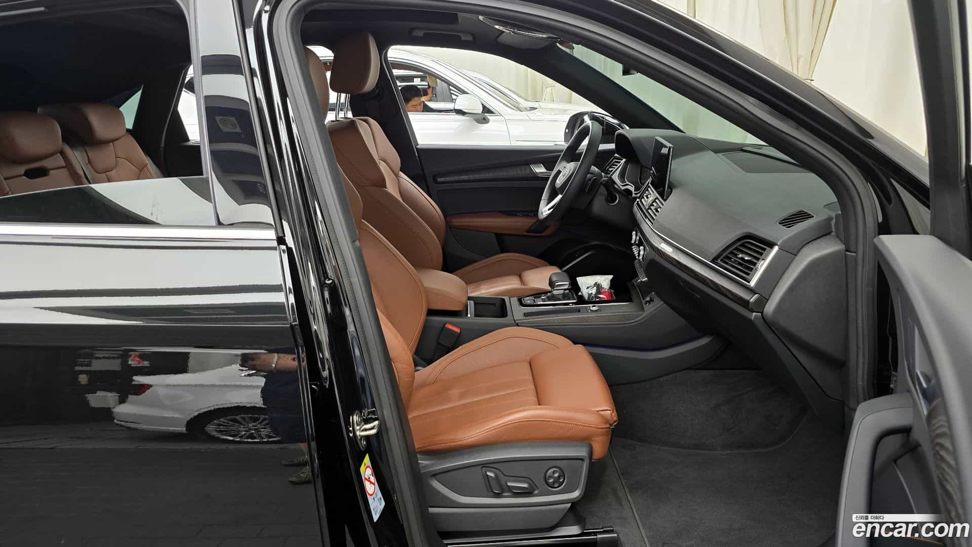 Q5 Audi 2023.6-OPTION-015