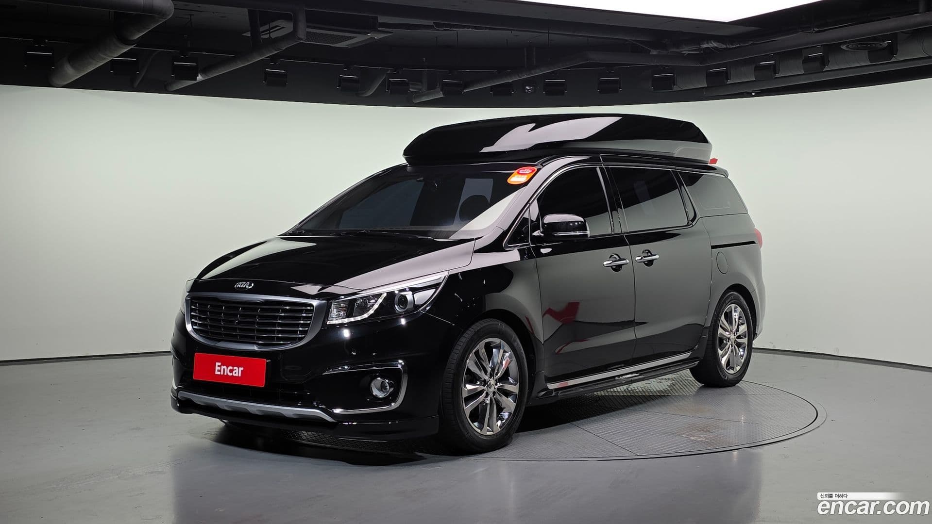 Main__Slider__Photo:Canival Kia 2016.4-0