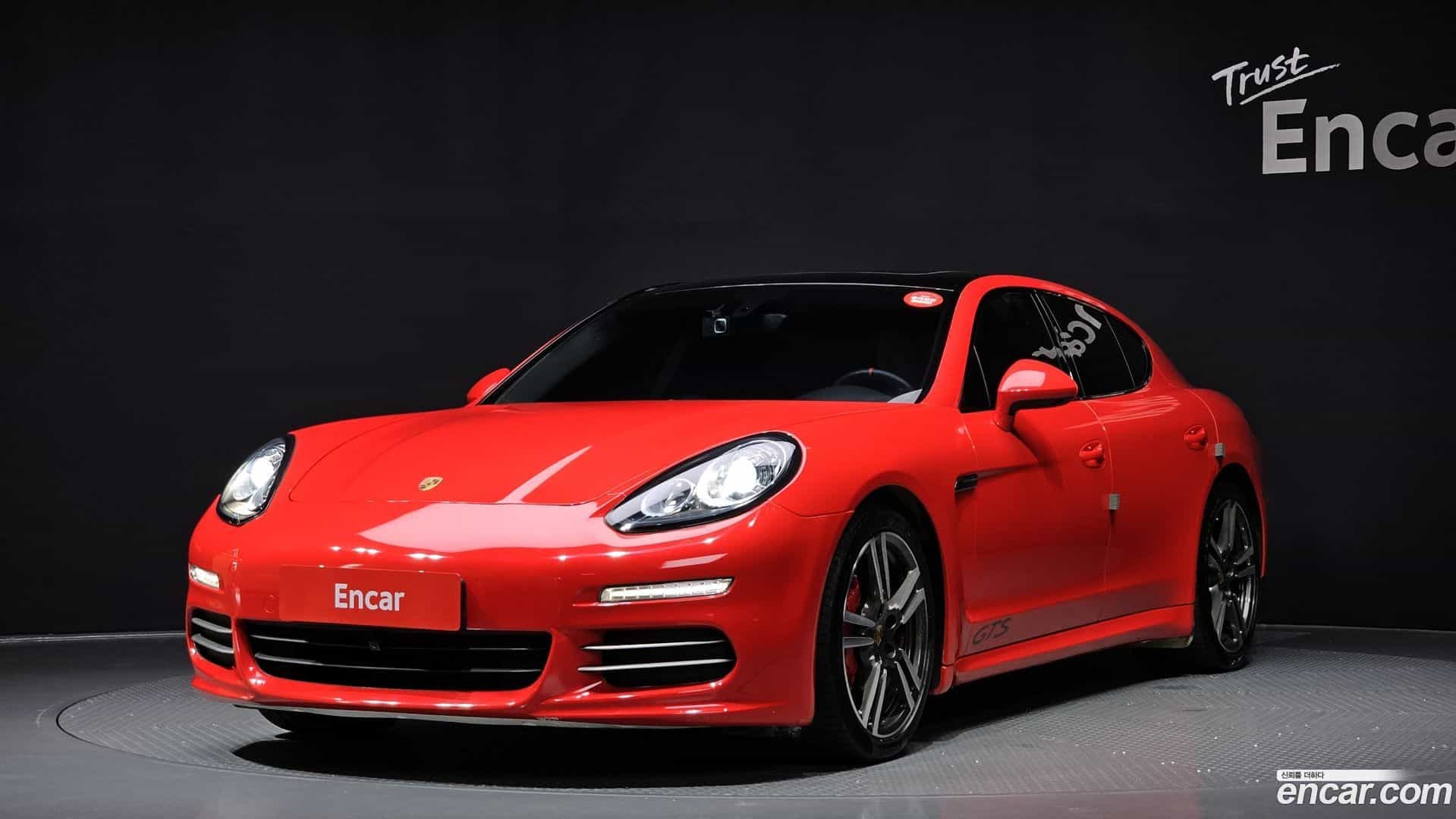 Panamera Porsche 2016.2-OUTER-001