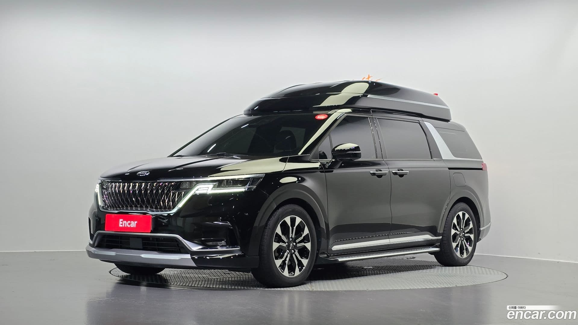 Main__Slider__Photo:Canival Kia 2021.6-0