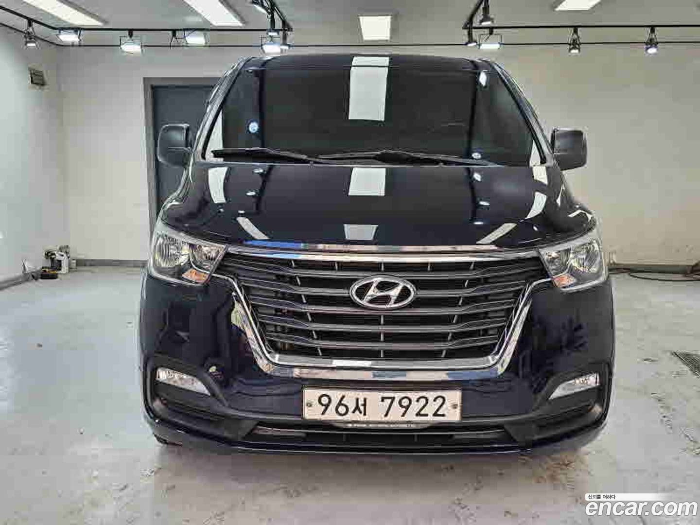 Main__Slider__Photo:Starex Hyundai 2021.0-0