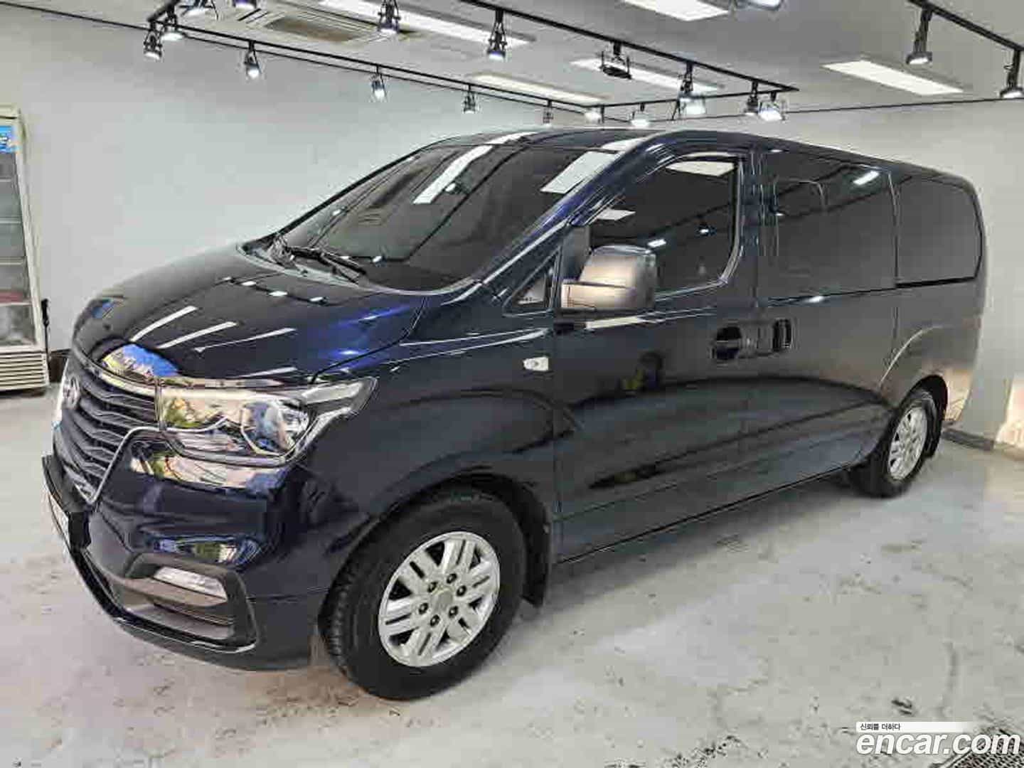 Starex Hyundai 2021.0-OUTER-003
