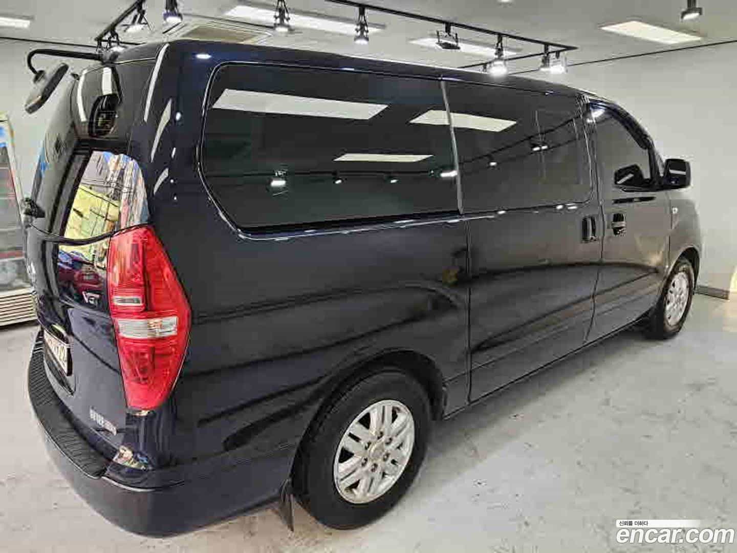 Starex Hyundai 2021.0-INNER-006