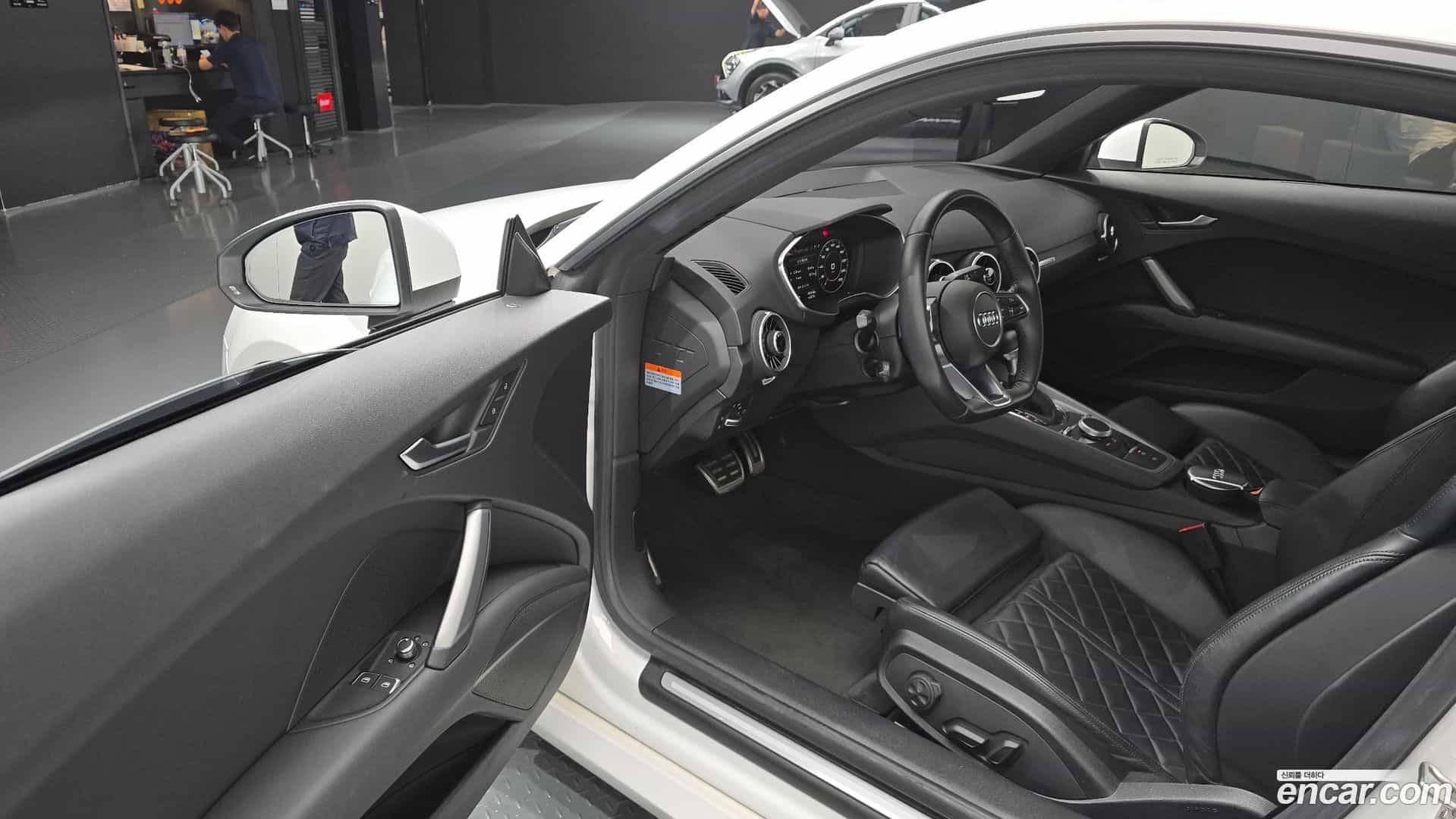 TT Audi 2016.0-OPTION-015