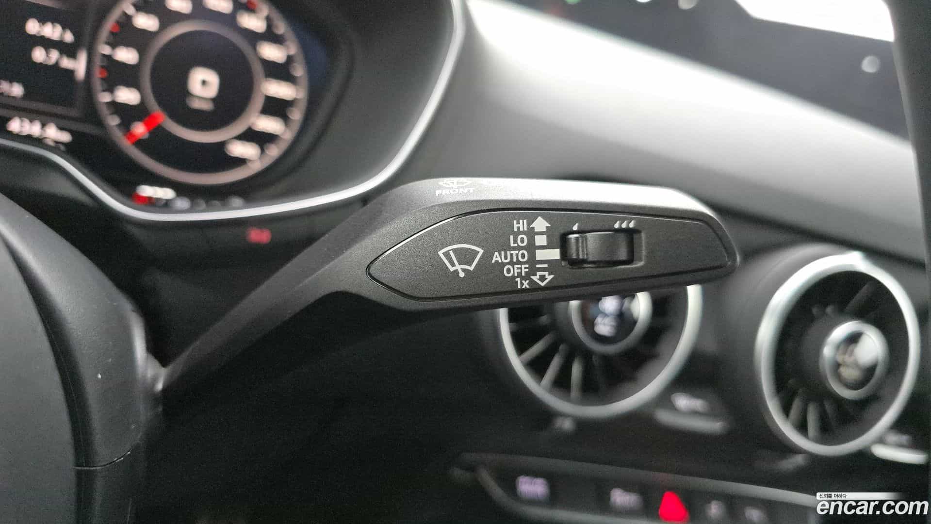 TT Audi 2016.0-OPTION-020
