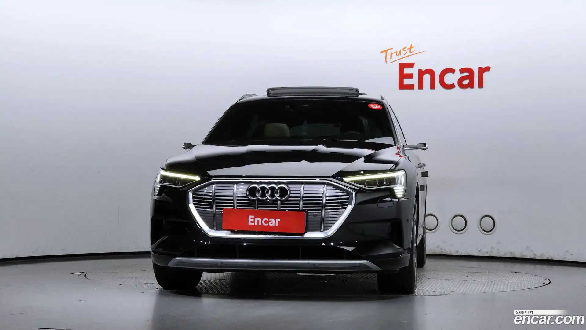 e-tron Audi 2020.6-OUTER-003