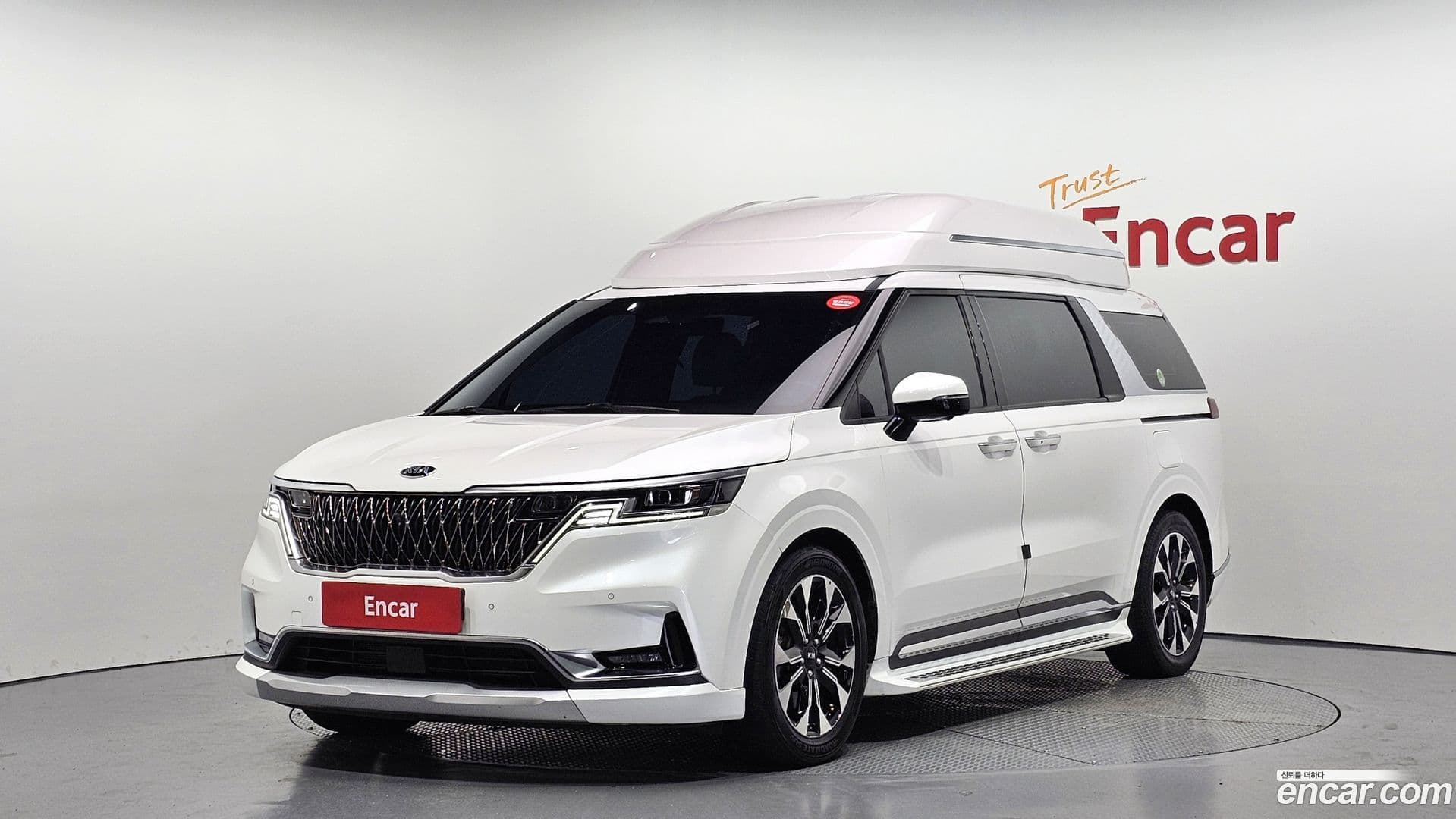 Main__Slider__Photo:Canival Kia 2021.4-0