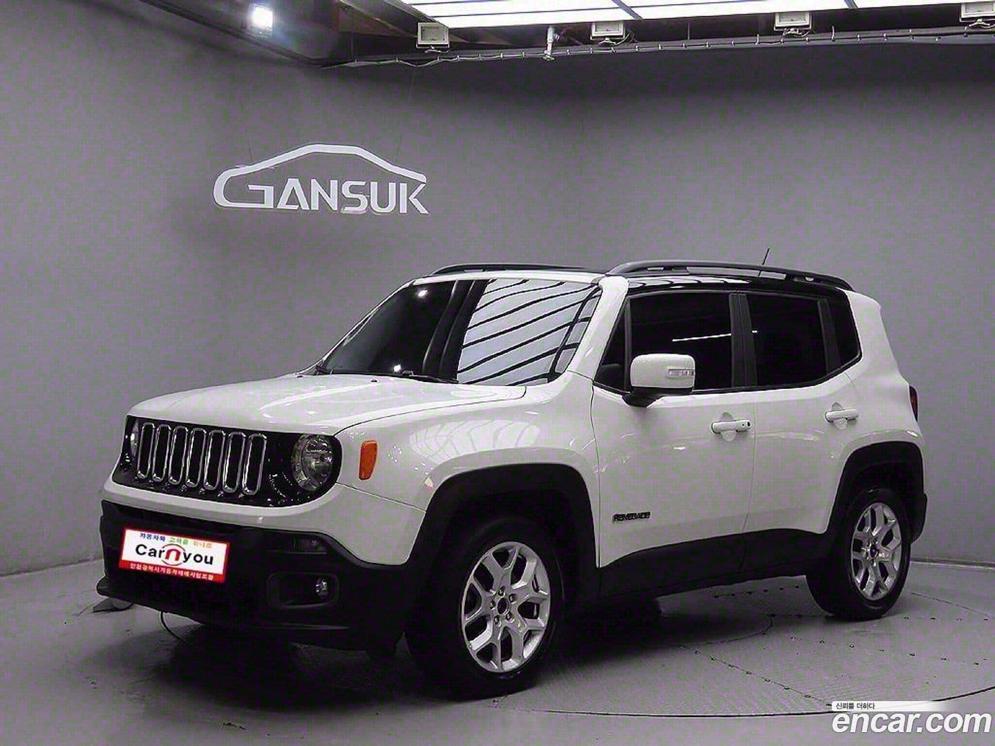 Main__Slider__Photo:Renegade Jeep 2017.5-0