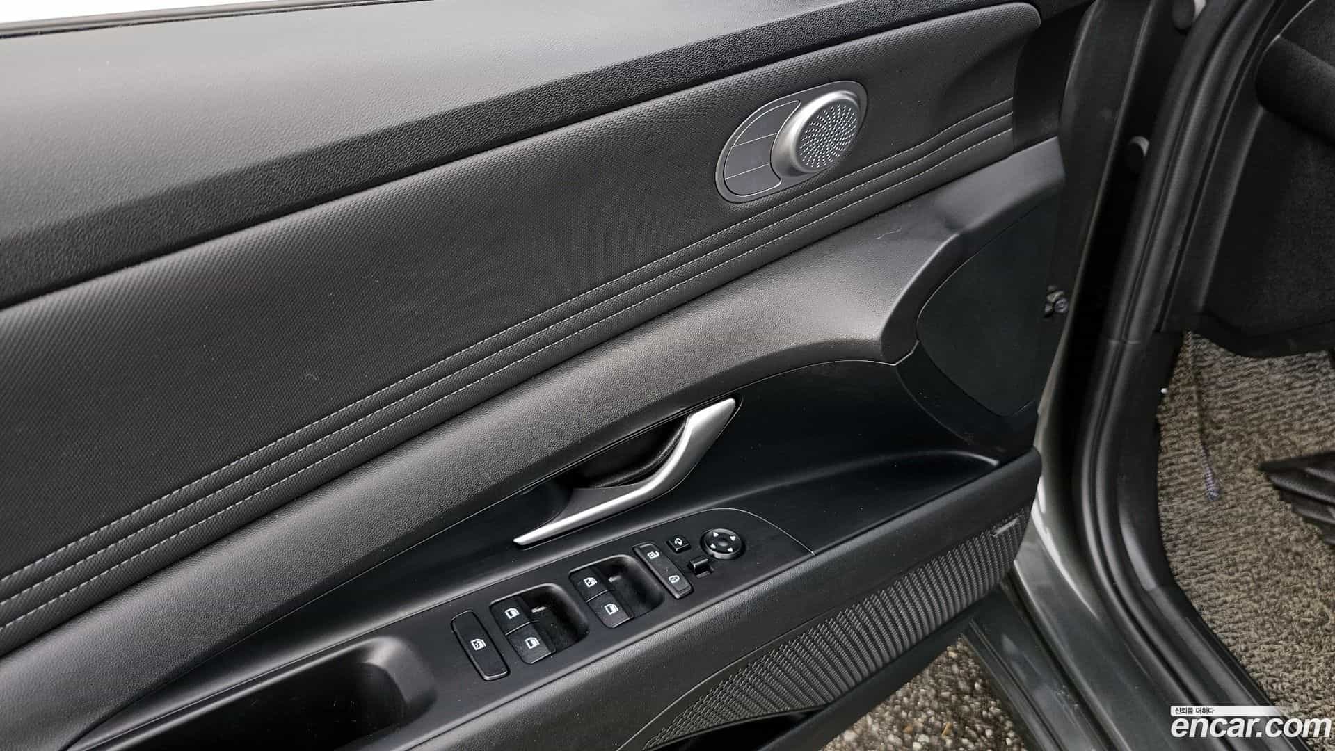 AVANTE Hyundai 2021.1-OPTION-023