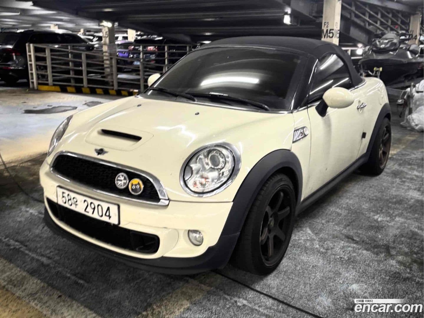 Main__Slider__Photo:Roadster Mini 2012.11-0