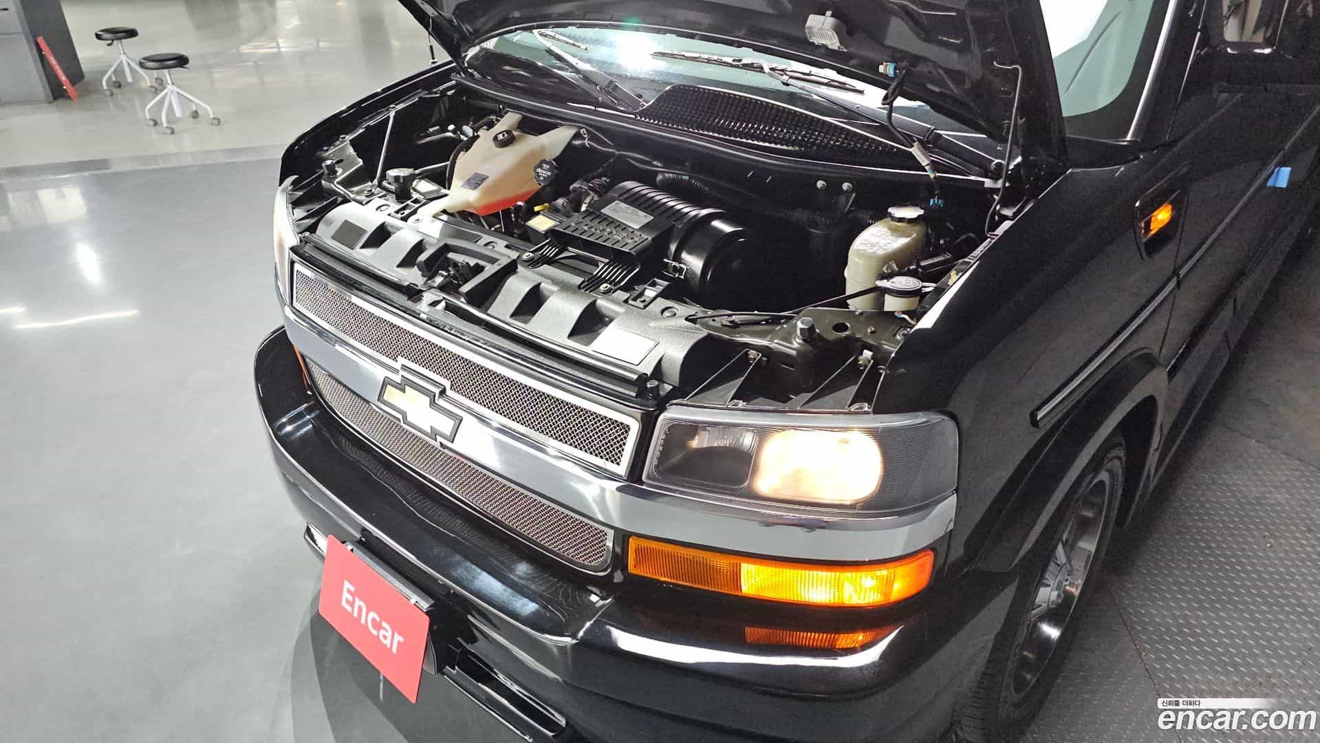 Express Van Chevrolet 2017.11-INNER-006