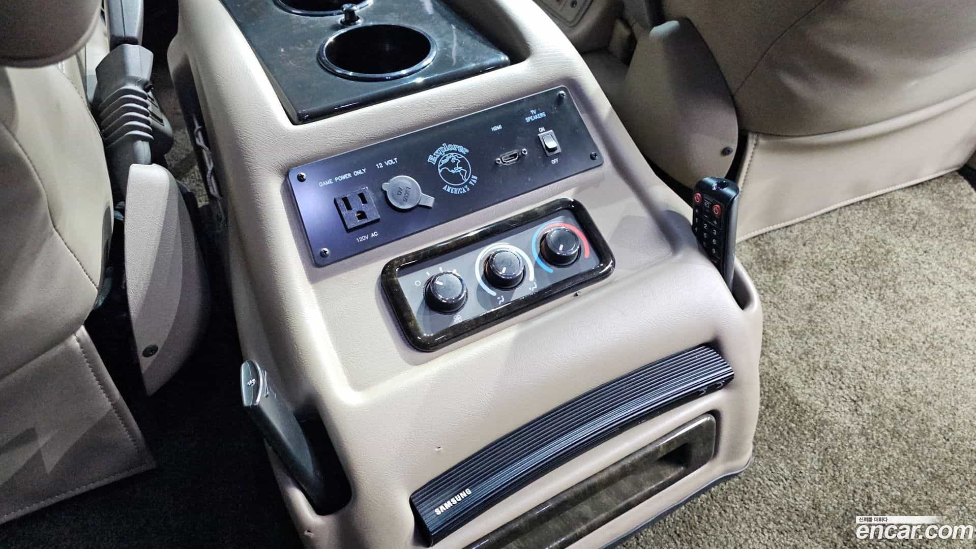 Express Van Chevrolet 2017.11-OPTION-021