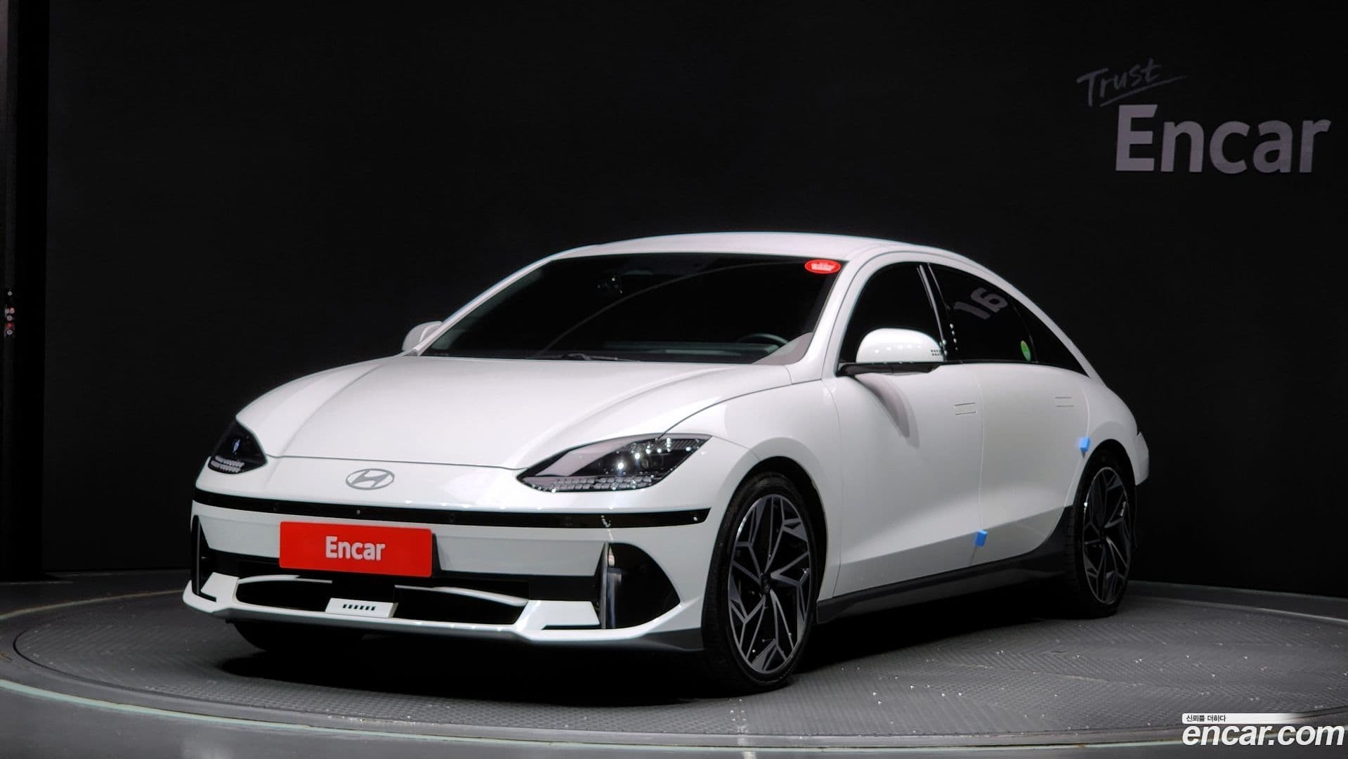 Main__Slider__Photo:Ioniq6 Hyundai 2022.9-0