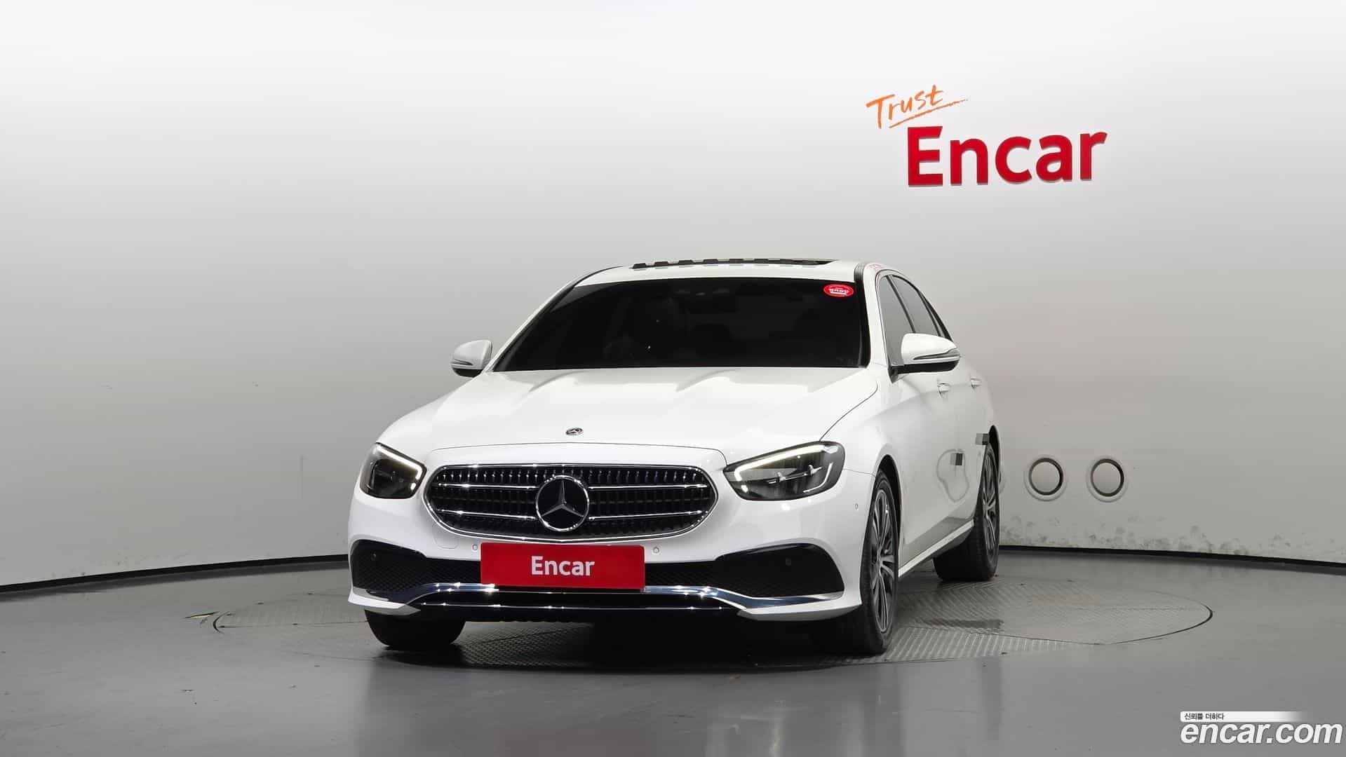E-Class Mercedes-Benz 2020.11-OUTER-003