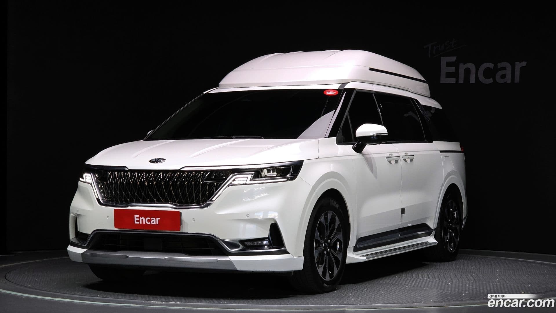 Main__Slider__Photo:Canival Kia 2021.4-0