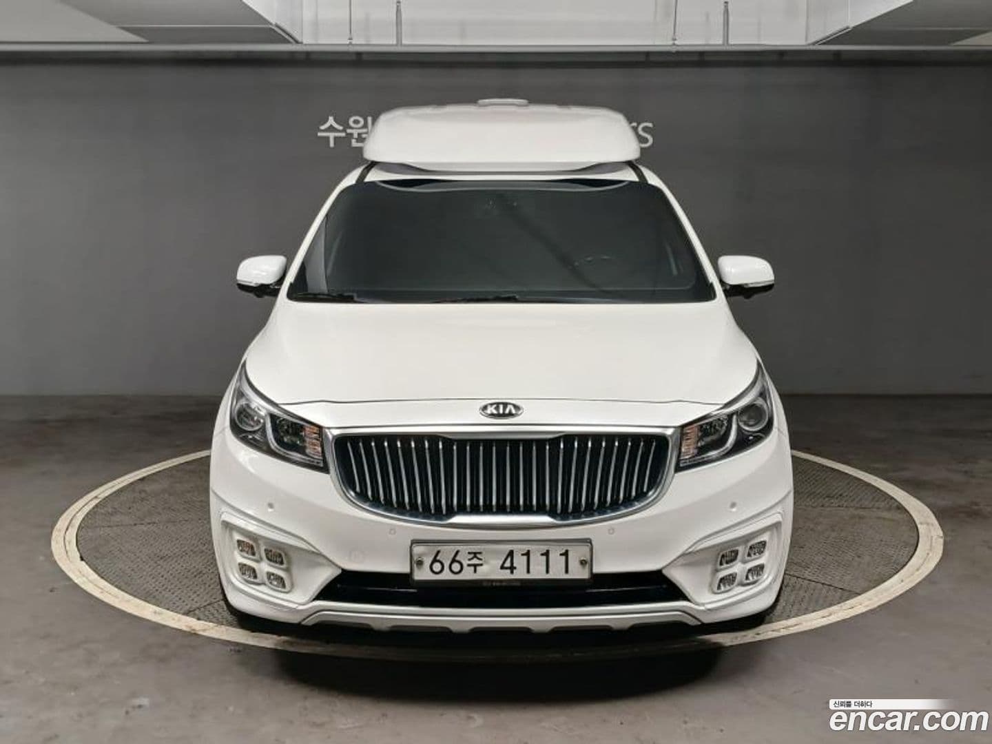 Main__Slider__Photo:Canival Kia 2016.10-0