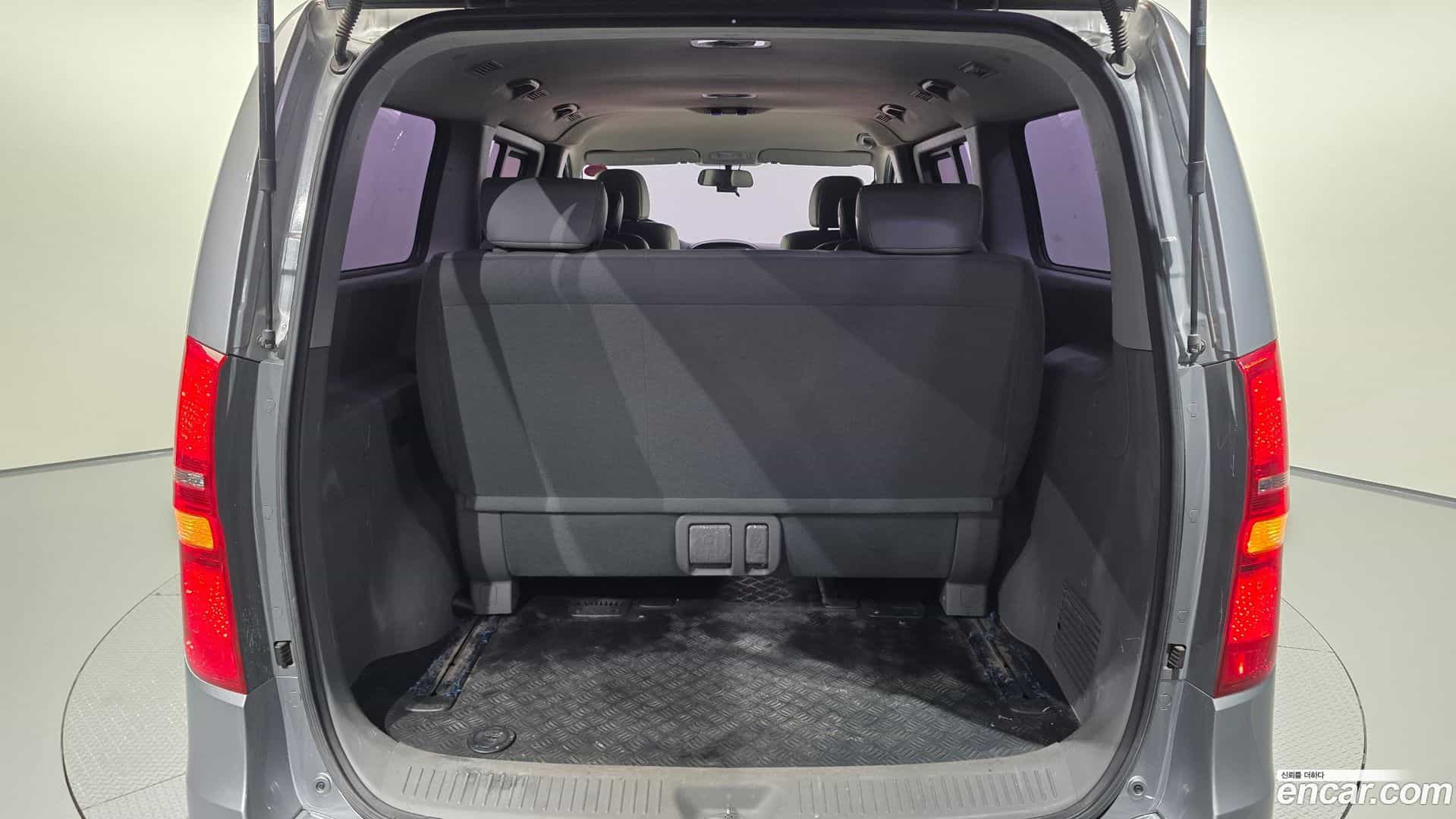 Starex Hyundai 2019.1-OPTION-024