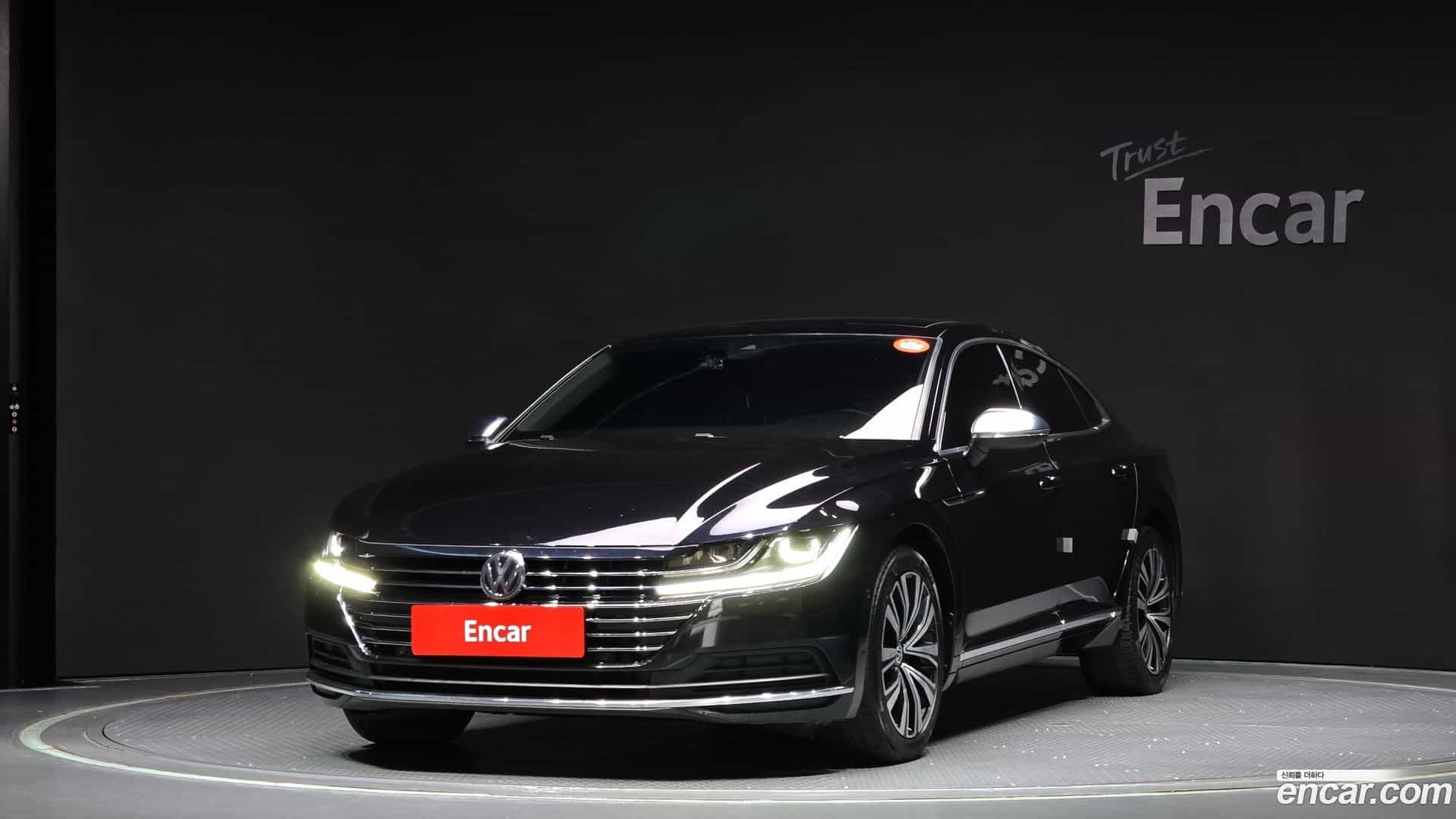 Arteon Volkswagen 2019.4-OUTER-001