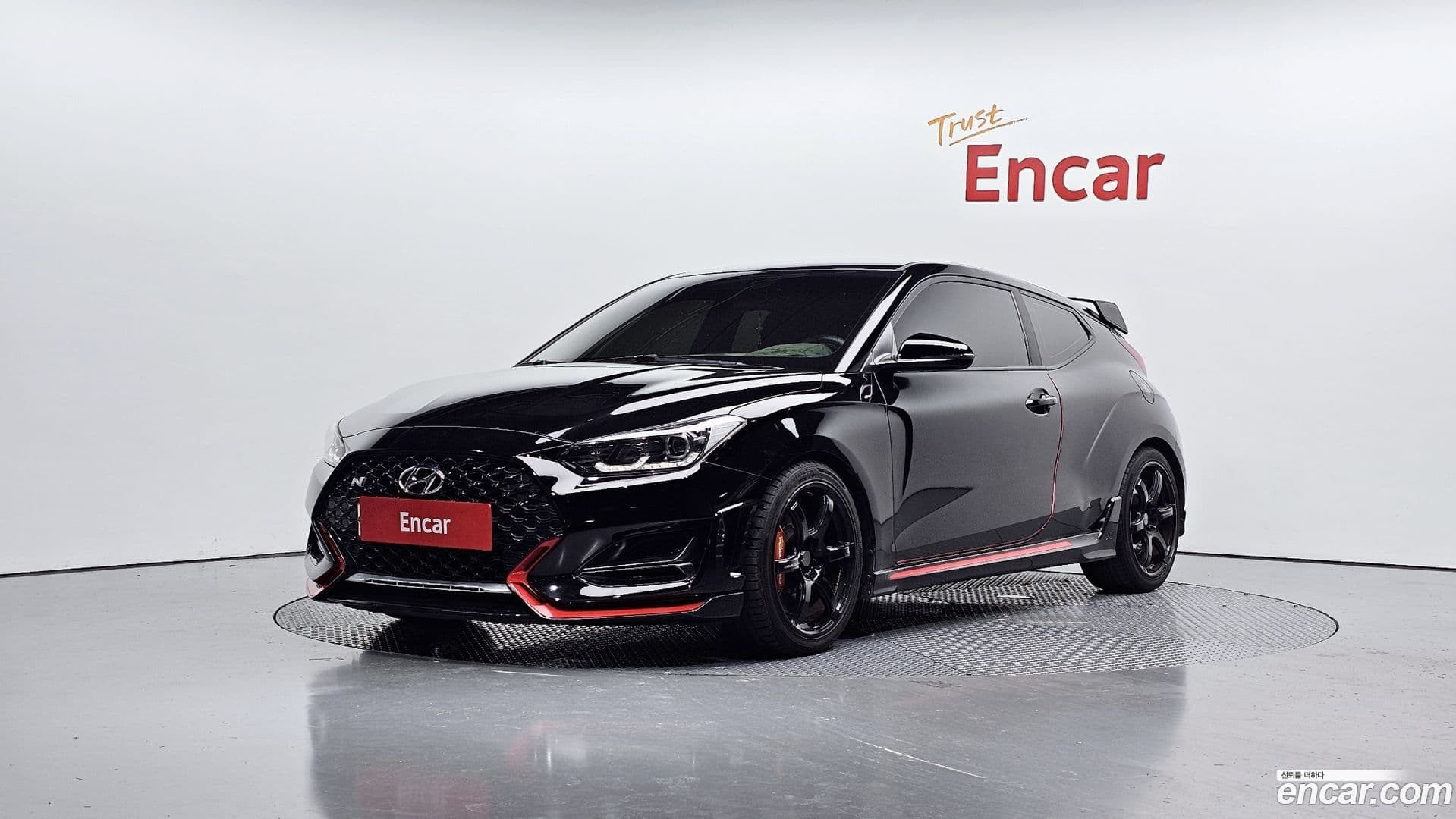 Main__Slider__Photo:Veloster Hyundai 2019.5-0