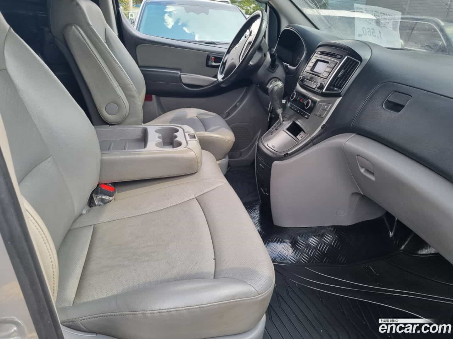 Starex Hyundai 2019.7-INNER-010