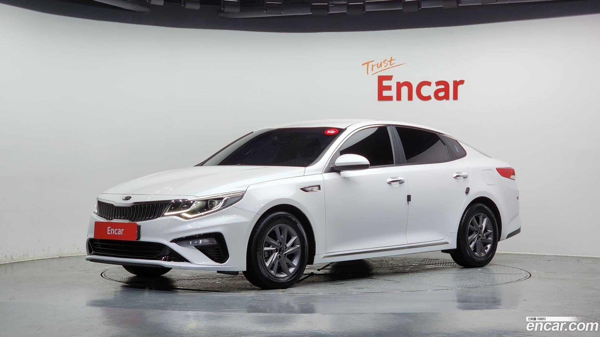 Main__Slider__Photo:K5 Kia 2019.7-0