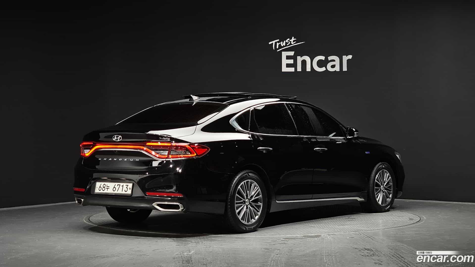 Grandeur Hyundai 2018.3-OUTER-002