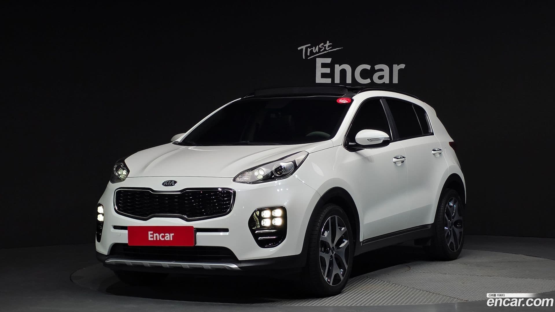 Main__Slider__Photo:Sportage Kia 2017.8-0