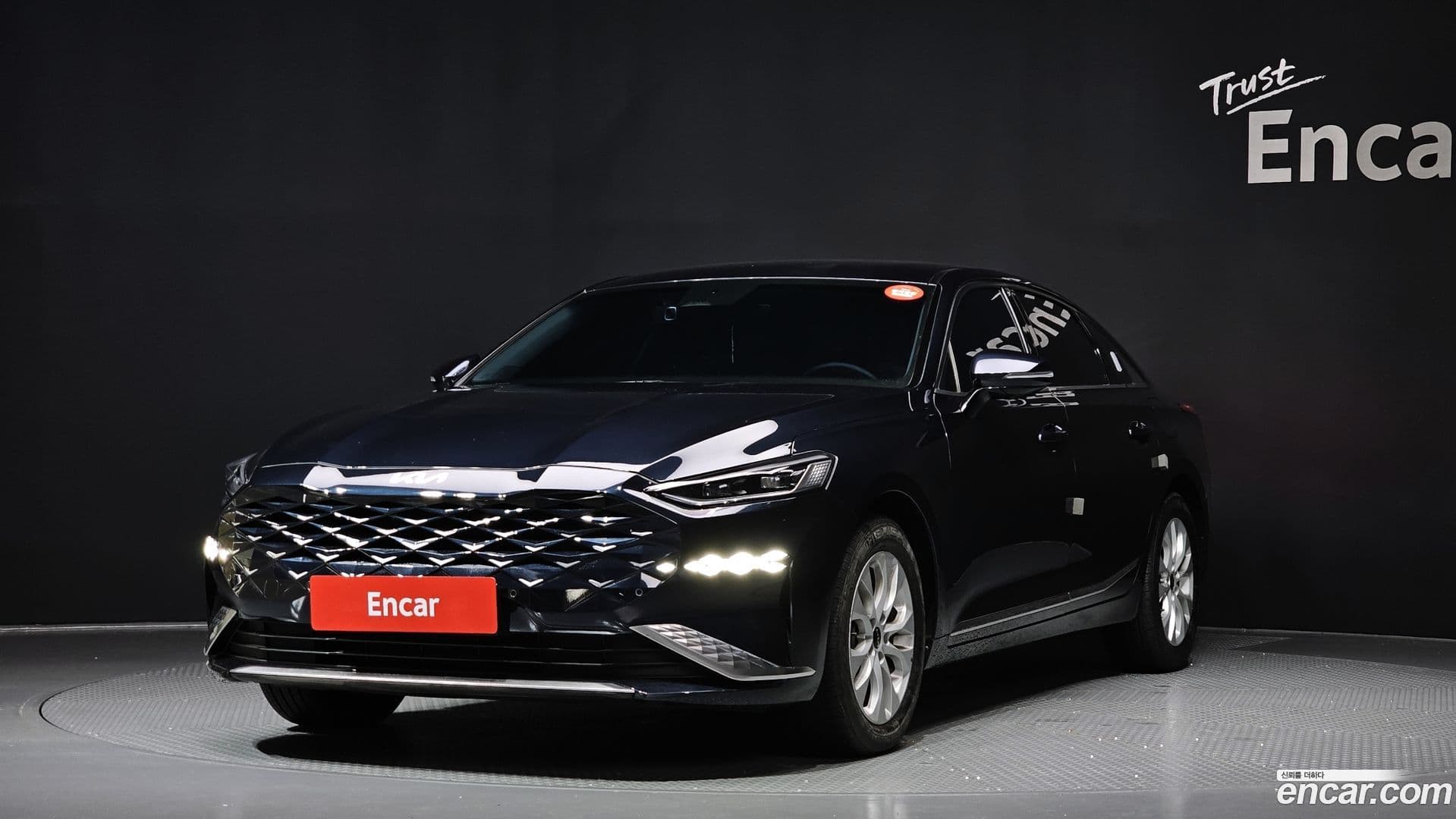 Main__Slider__Photo:K8 Kia 2021.10-0