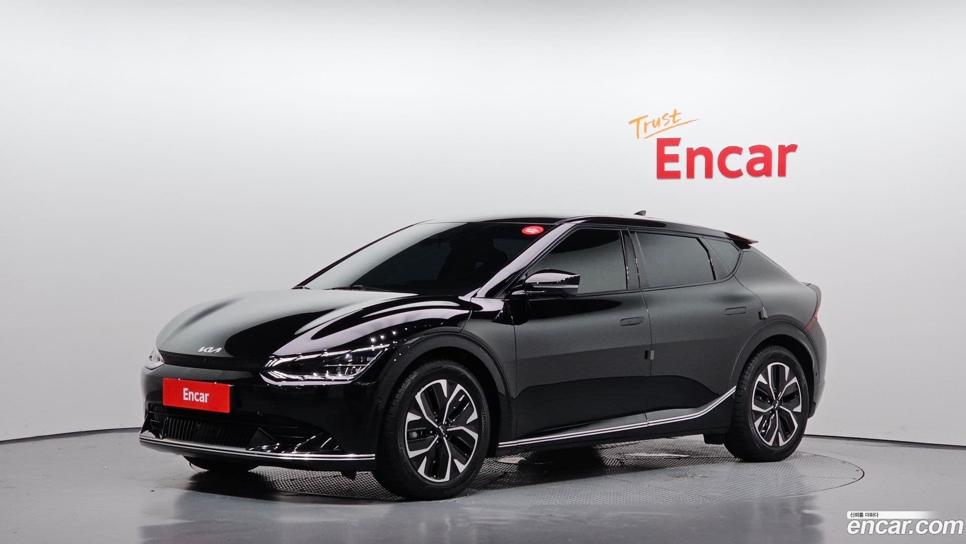 Main__Slider__Photo:EV6 Kia 2022.1-0