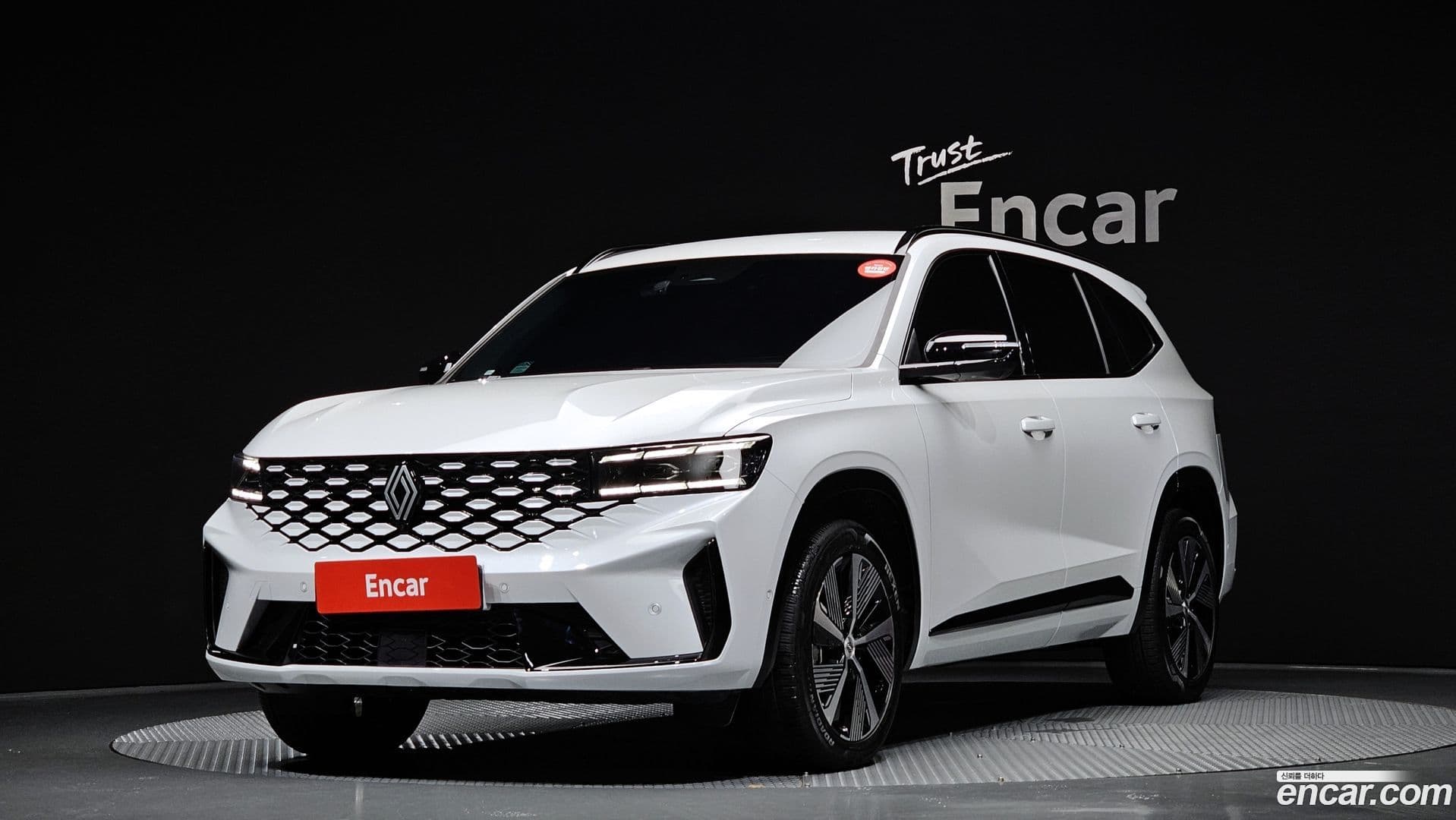 Main__Slider__Photo:Grand Koleos Renault Korea 2025.6-0