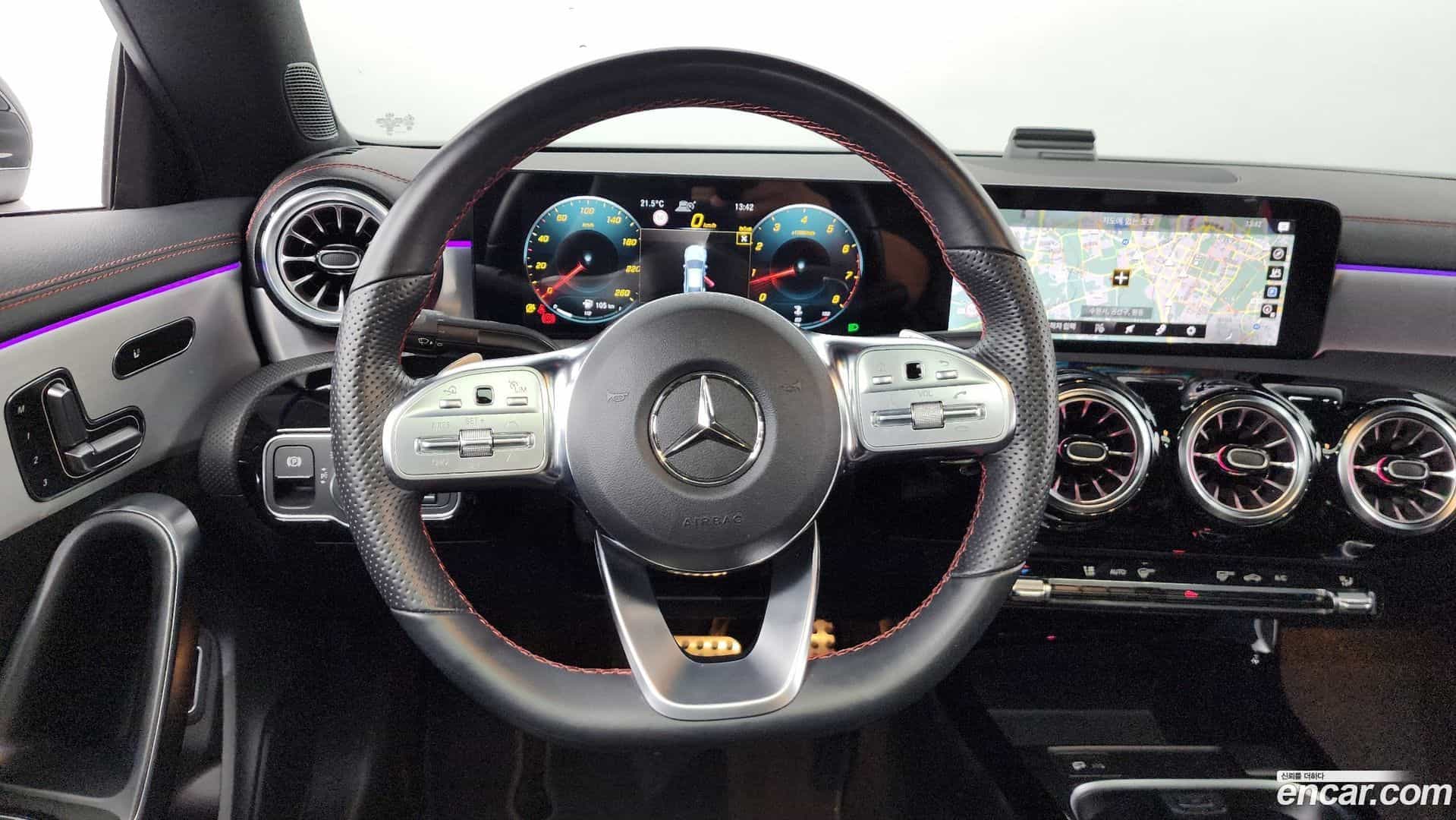 CLA-Class Mercedes-Benz 2023.1-OPTION-017