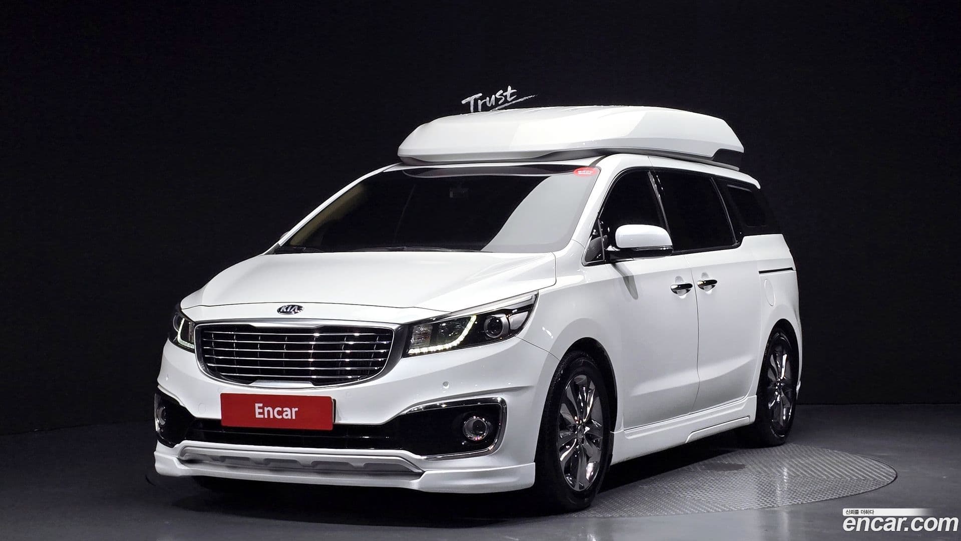 Main__Slider__Photo:Canival Kia 2017.2-0
