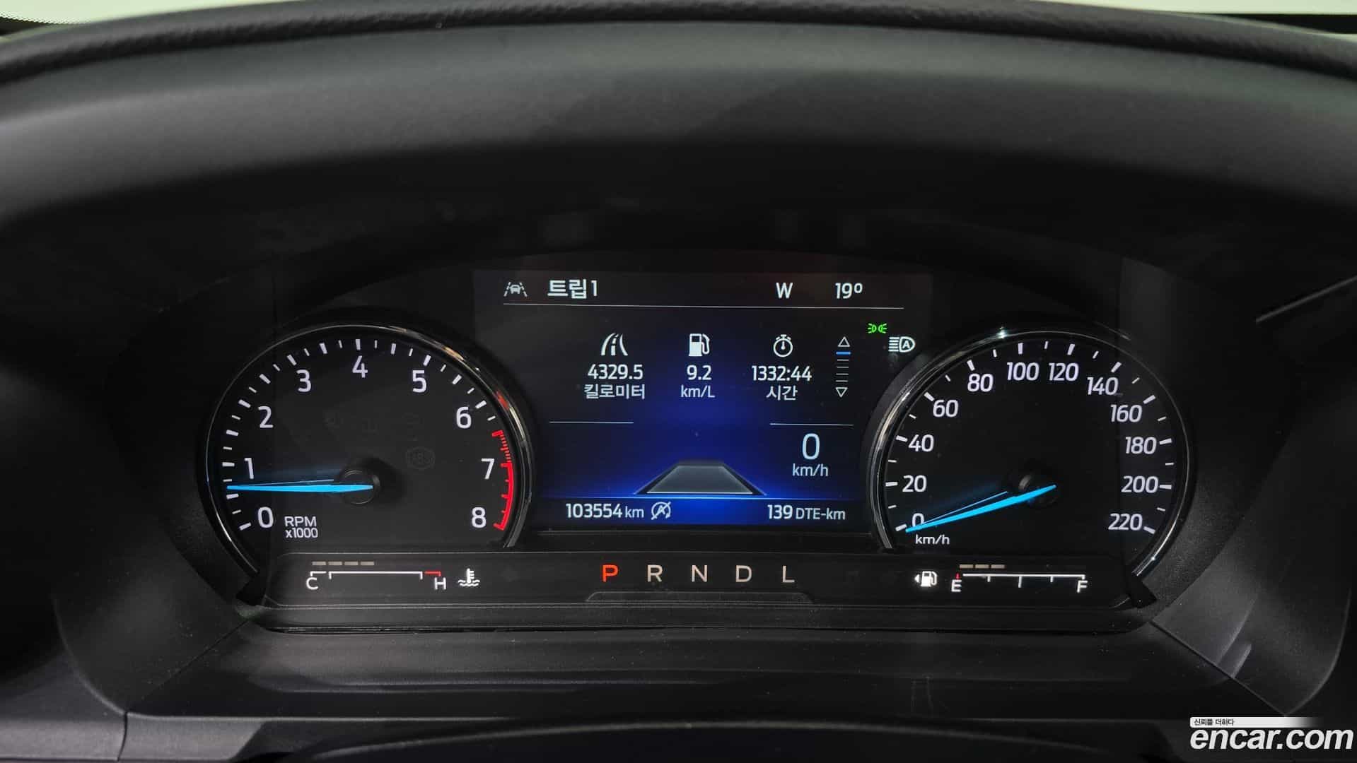 Explorer Ford 2021.3-INNER-008