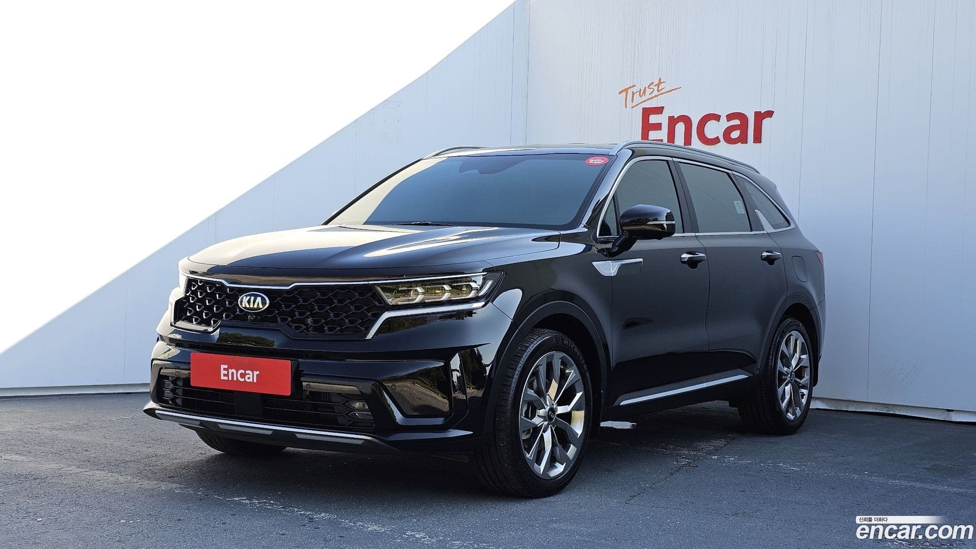 Main__Slider__Photo:Sorento Kia 2020.9-0