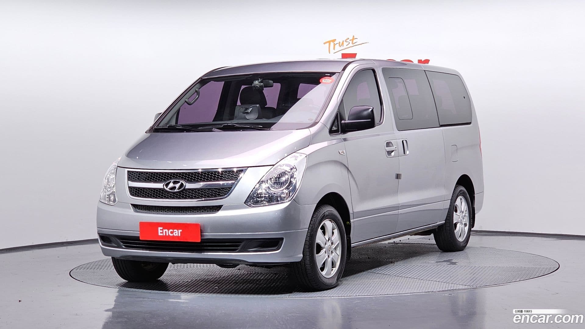 Main__Slider__Photo:Starex Hyundai 2015.0-0