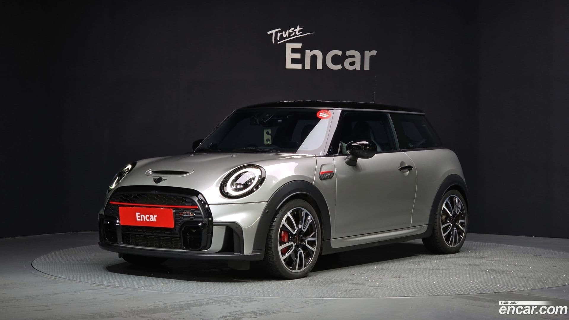 Main__Slider__Photo:Cooper Mini 2023.9-0