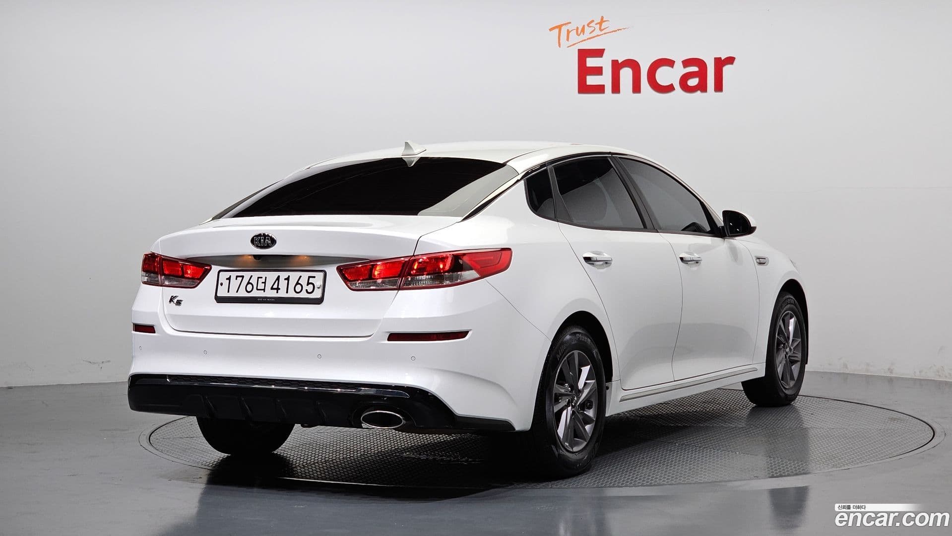 Main__Slider__Photo:K5 Kia 2018.8-0