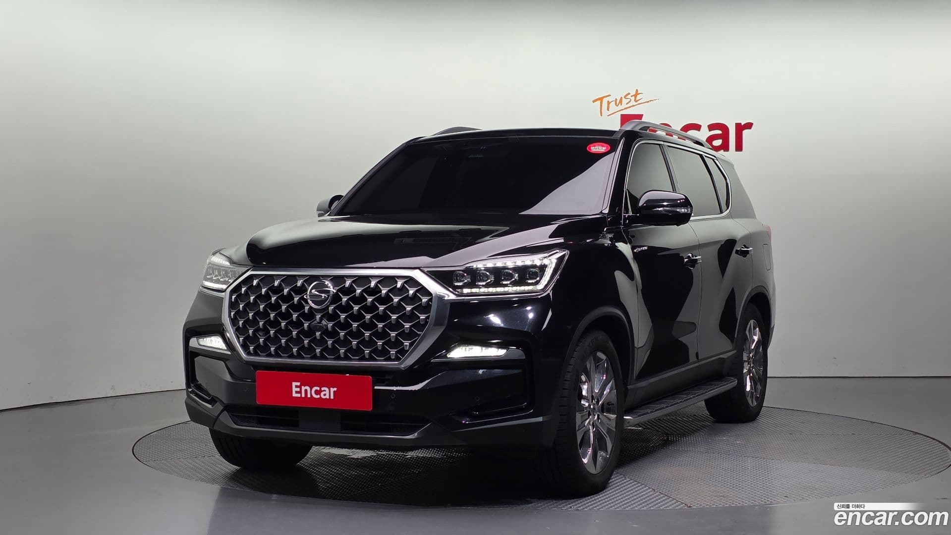 Main__Slider__Photo:Rexton KG Mobility 2020.10-0