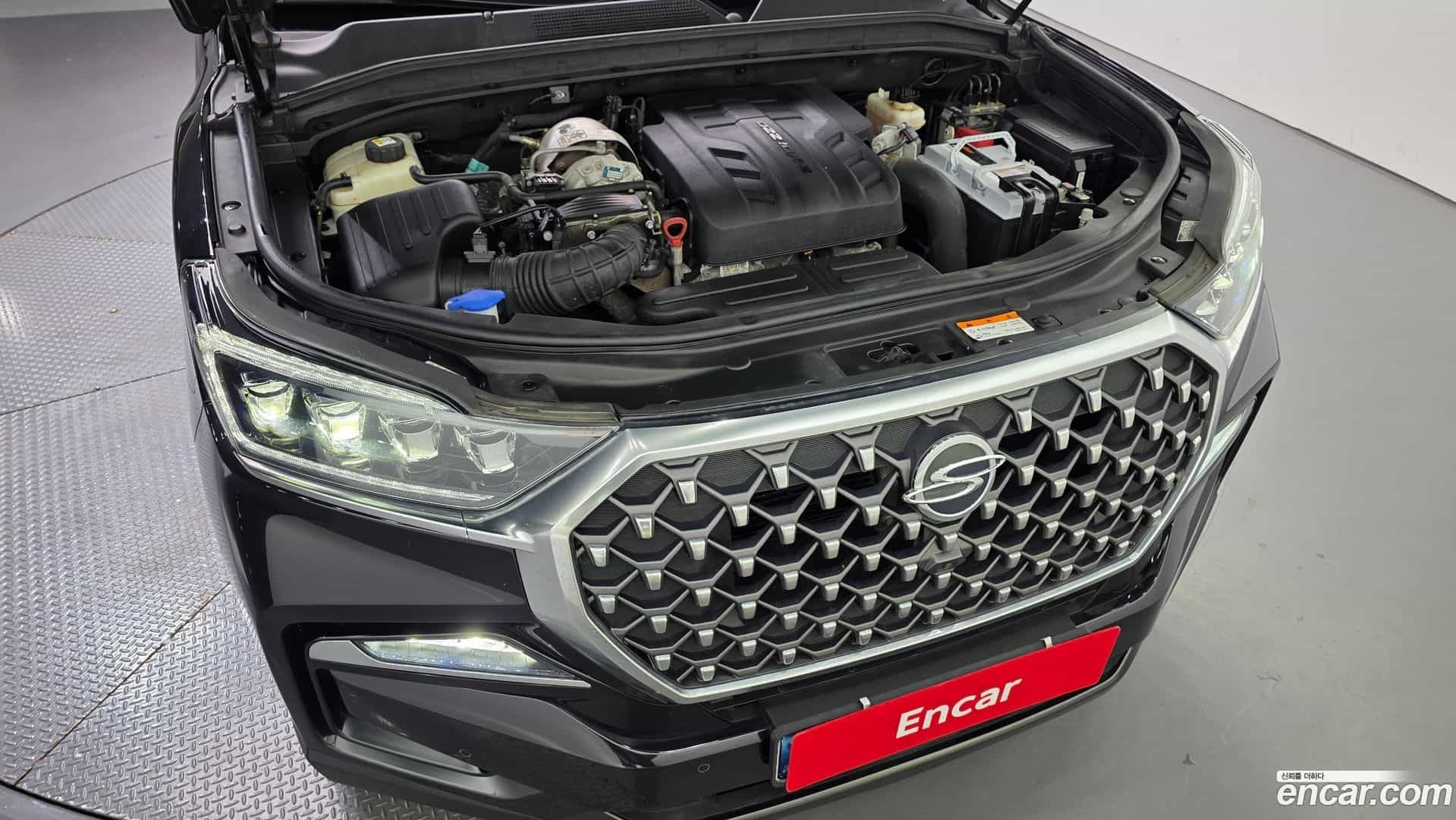Rexton KG Mobility 2020.10-INNER-006