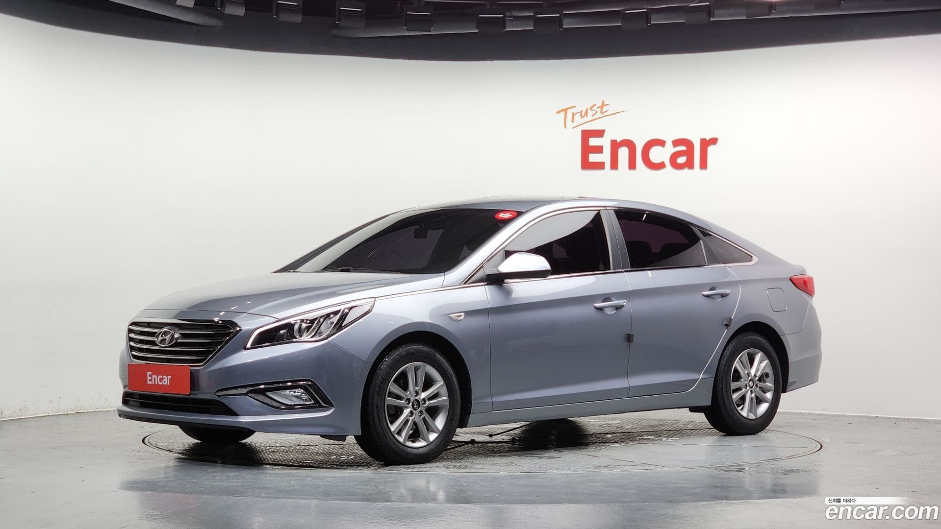 Main__Slider__Photo:Sonata Hyundai 2015.4-0