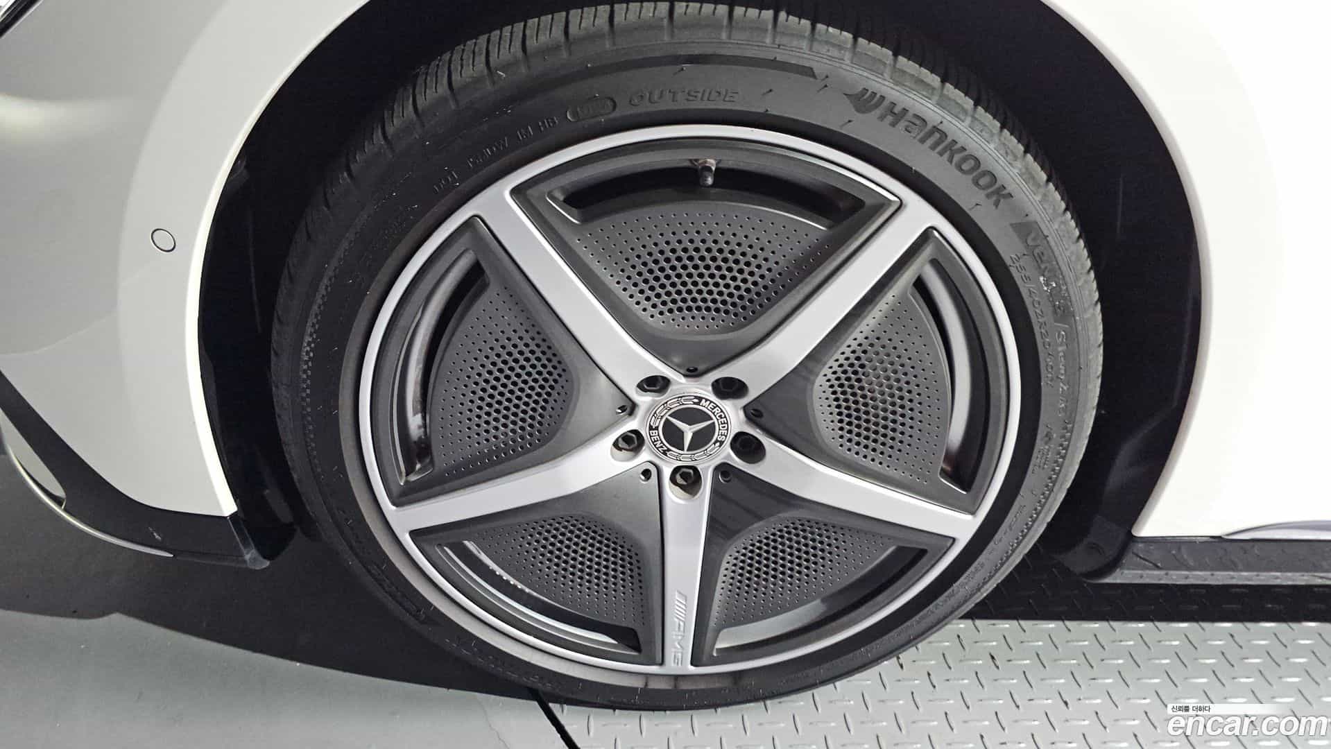 EQE Mercedes-Benz 2023.7-OUTER-005