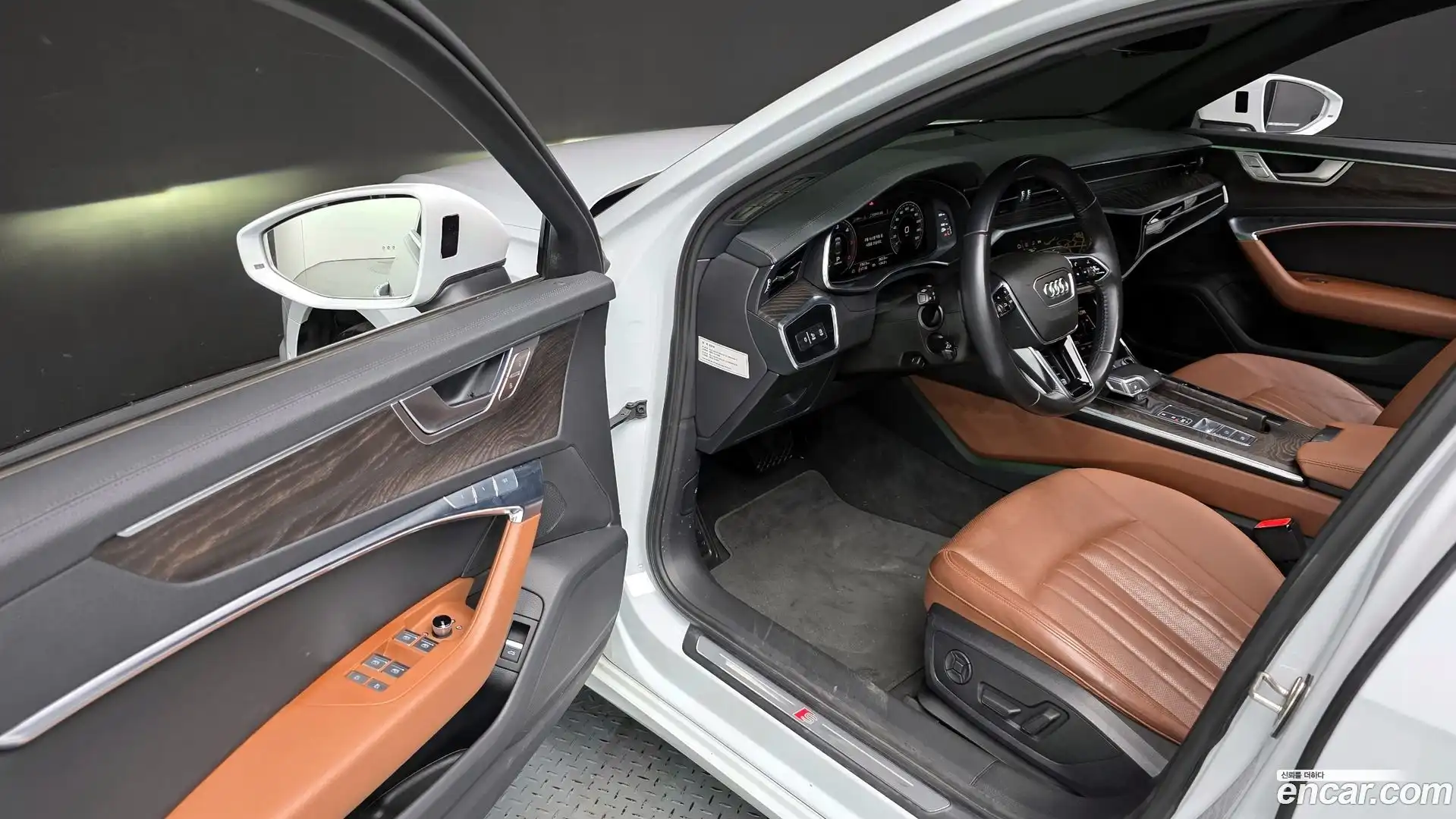 A6 Audi 2020.2-INNER-010