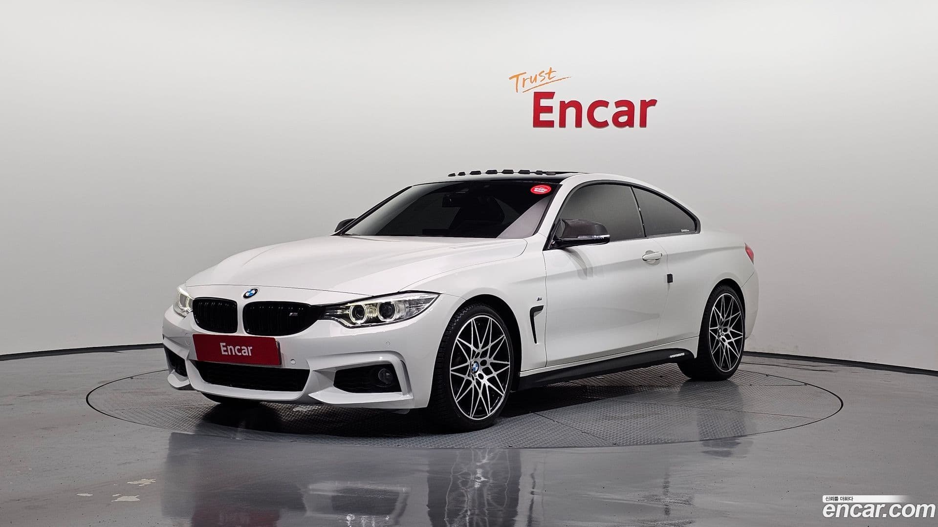 Main__Slider__Photo:4-Series BMW 2016.9-0