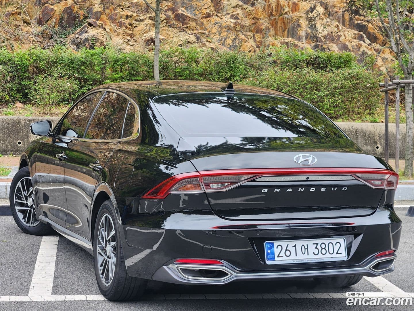 Main__Slider__Photo:Grandeur Hyundai 2020.10-0